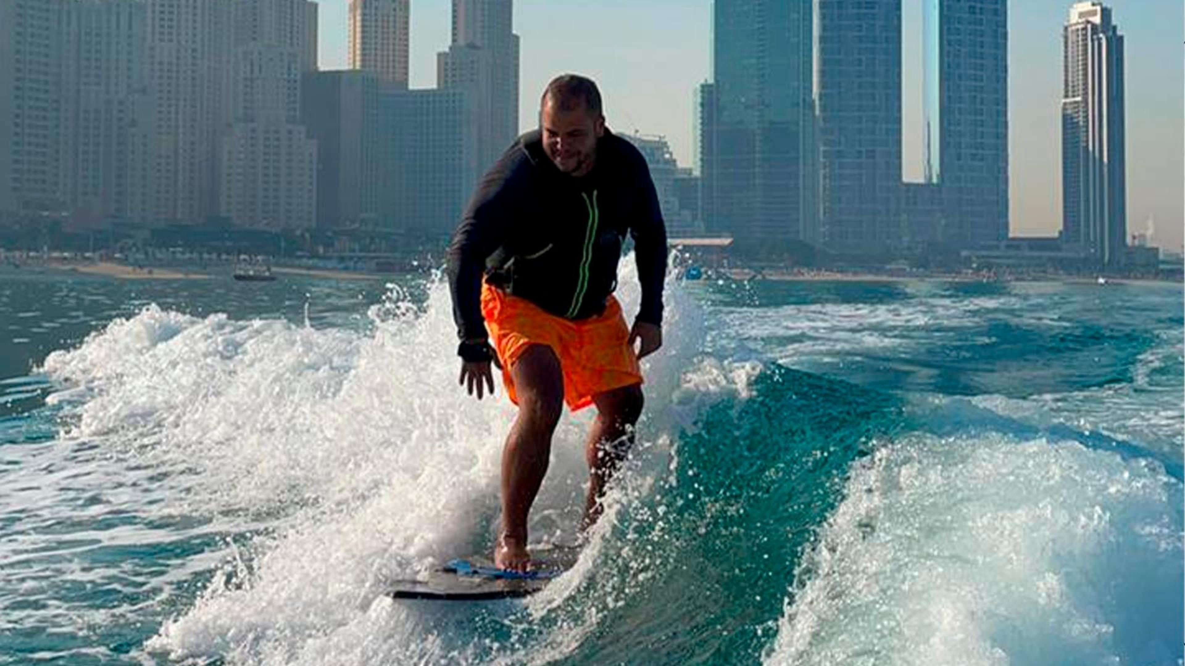 Empresário Victor Damásio destaca os benefícios do wakesurf para a saúde e o bem-estar