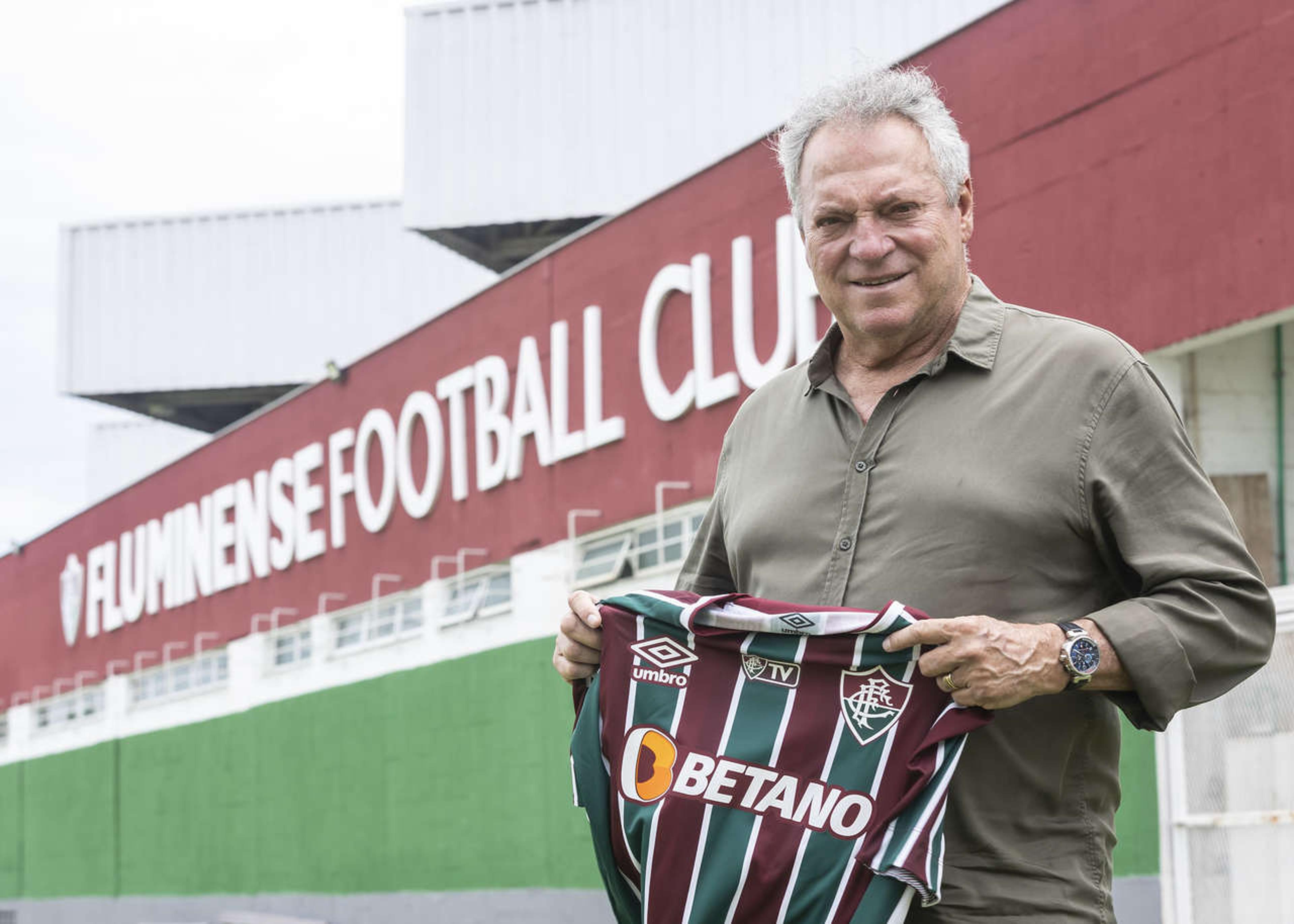 Abel Braga comenta interesse por reforços e projeta Fluminense de 2022: ‘Vamos ser um time de ataque’