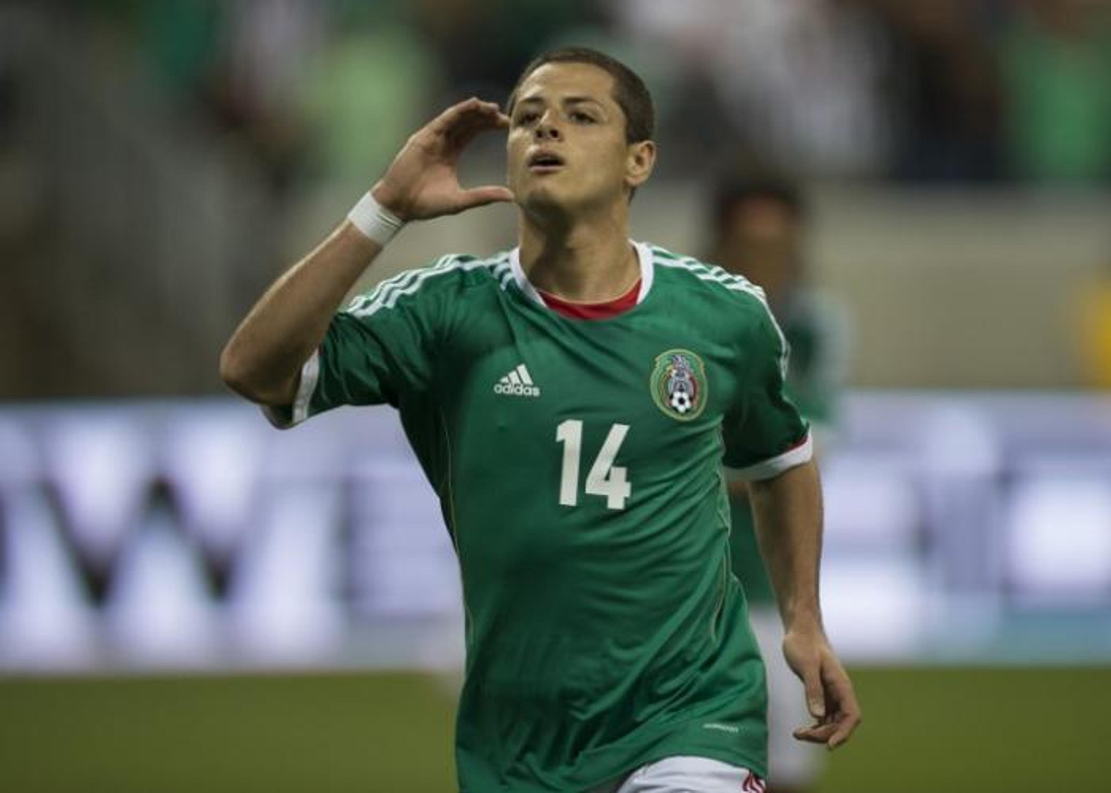 O bom filho à casa torna! Chicharito pode voltar para ex-clube