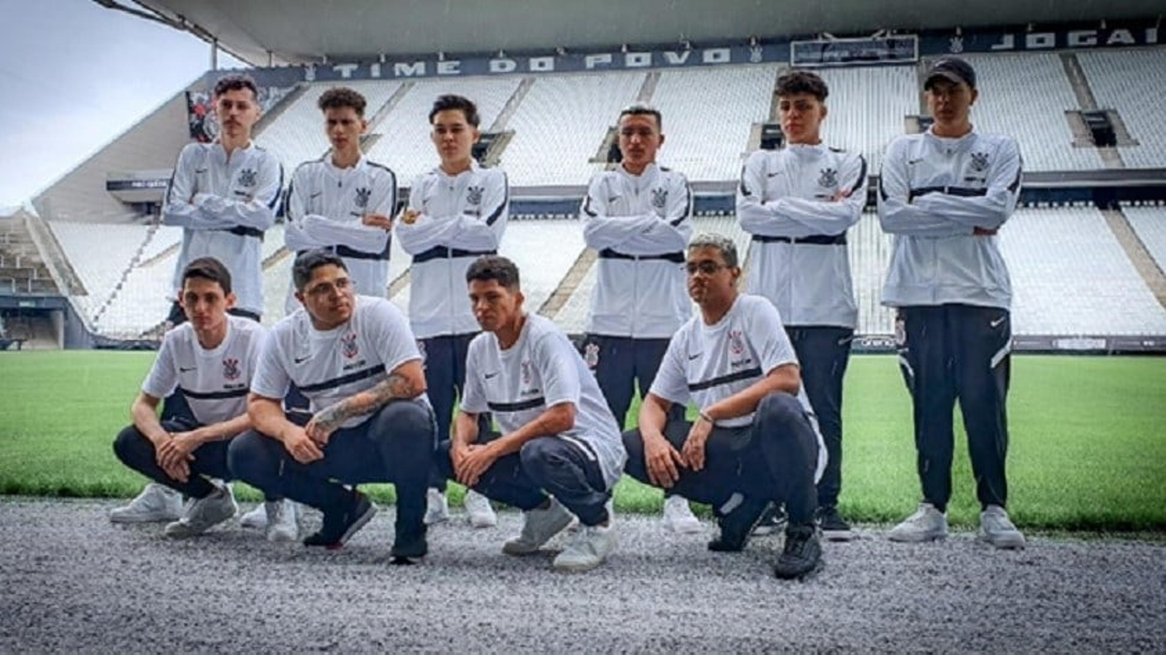 Corinthians Free Fire anuncia line-up da equipe para a temporada 2022