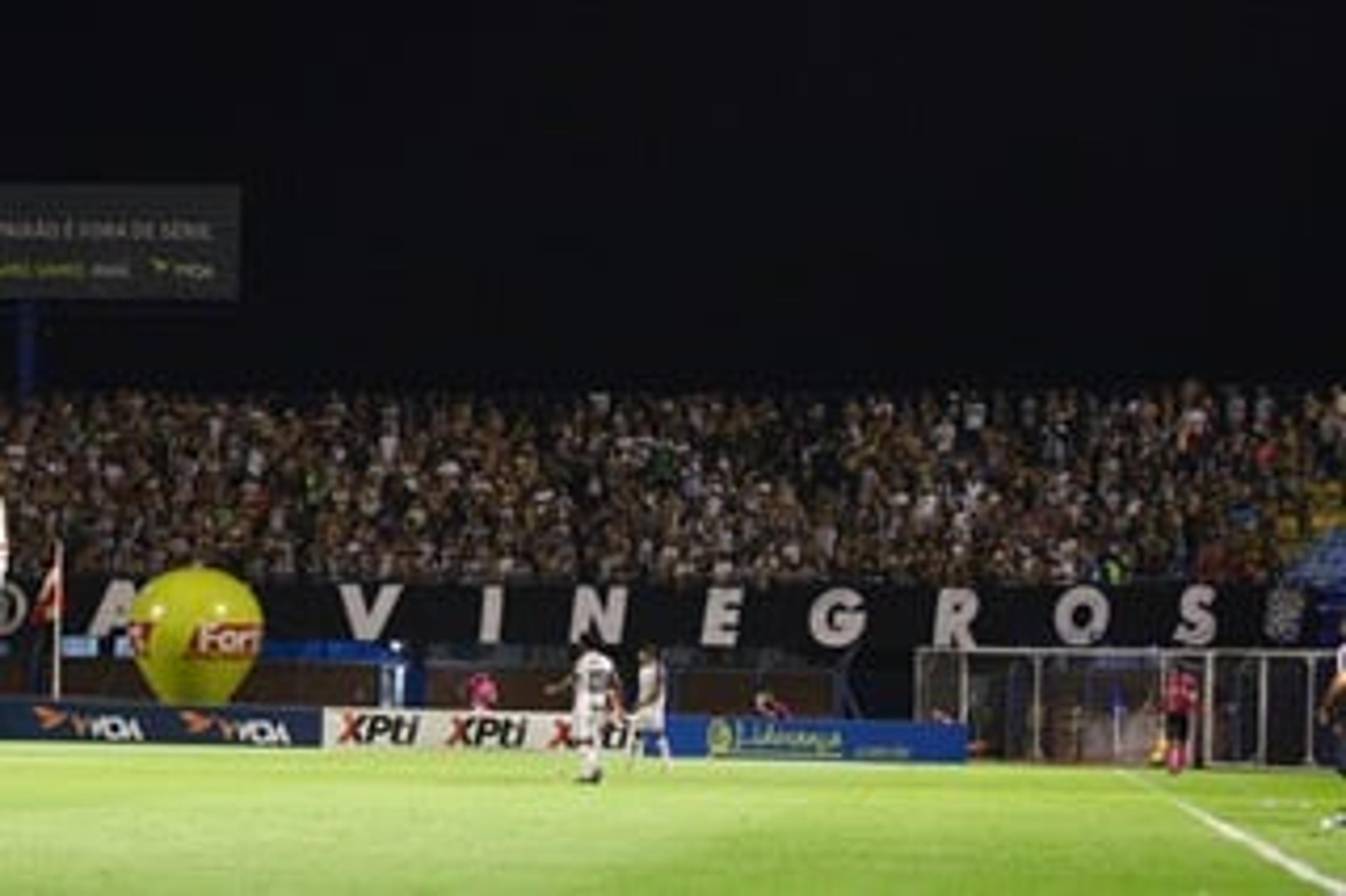 Campeão da Recopa Catarinense! Oberdan brilha, garante a virada e Figueirense vence Avaí