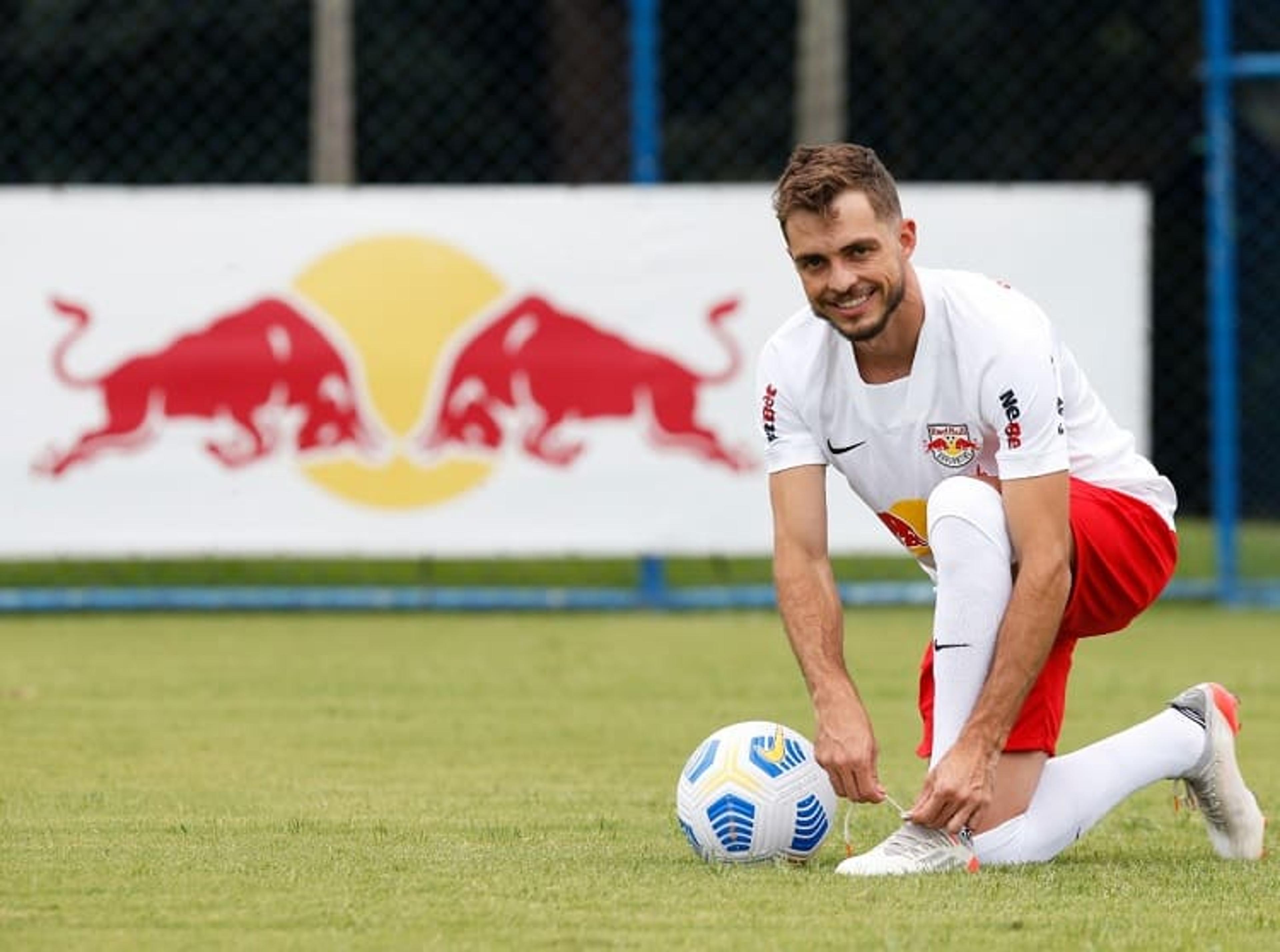 Hyoran pode ser a novidade do Bragantino diante do Atlético-GO