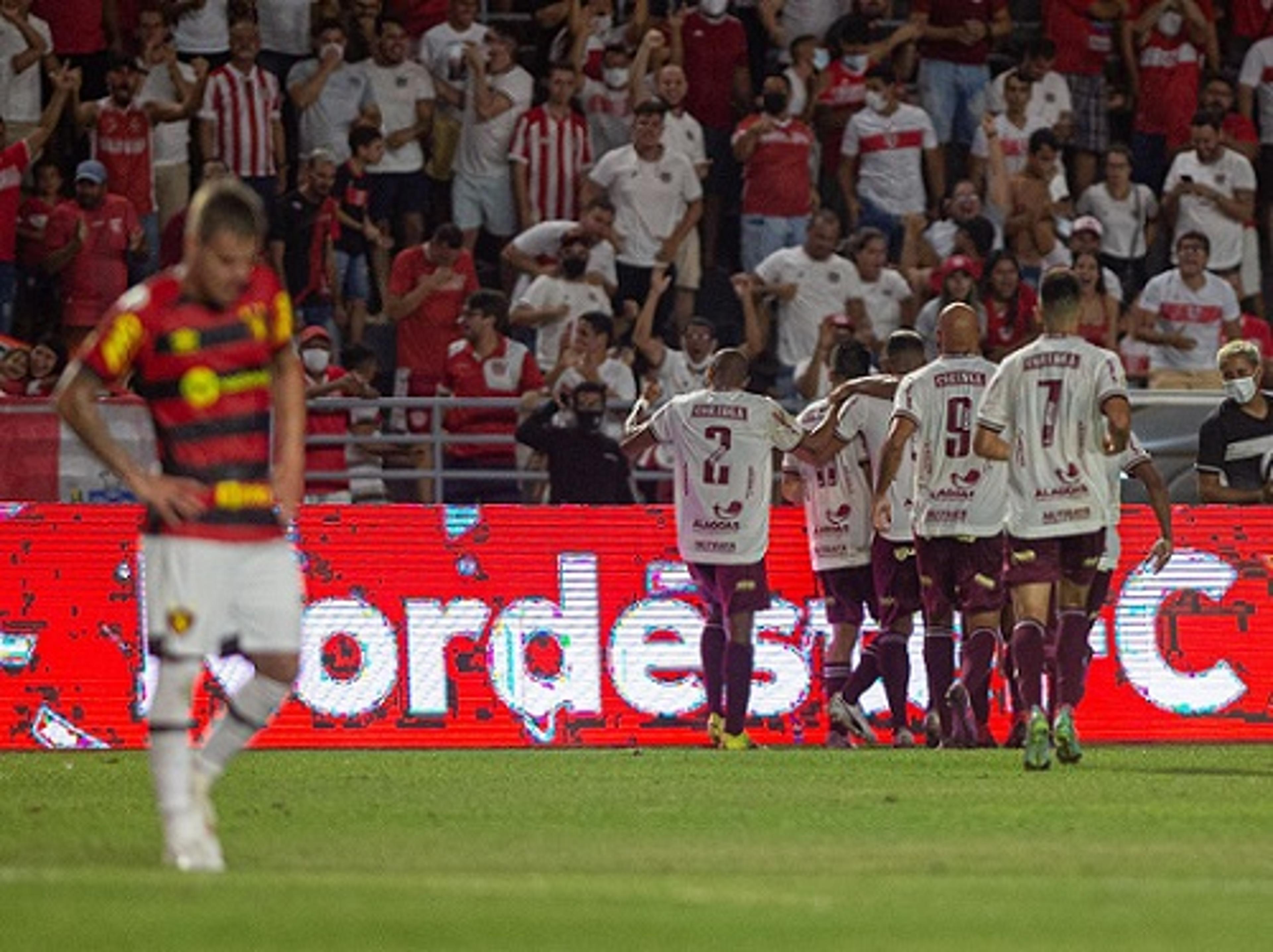 Pela Copa do Nordeste, CRB estreia com vitória sobre o Sport no Rei Pelé