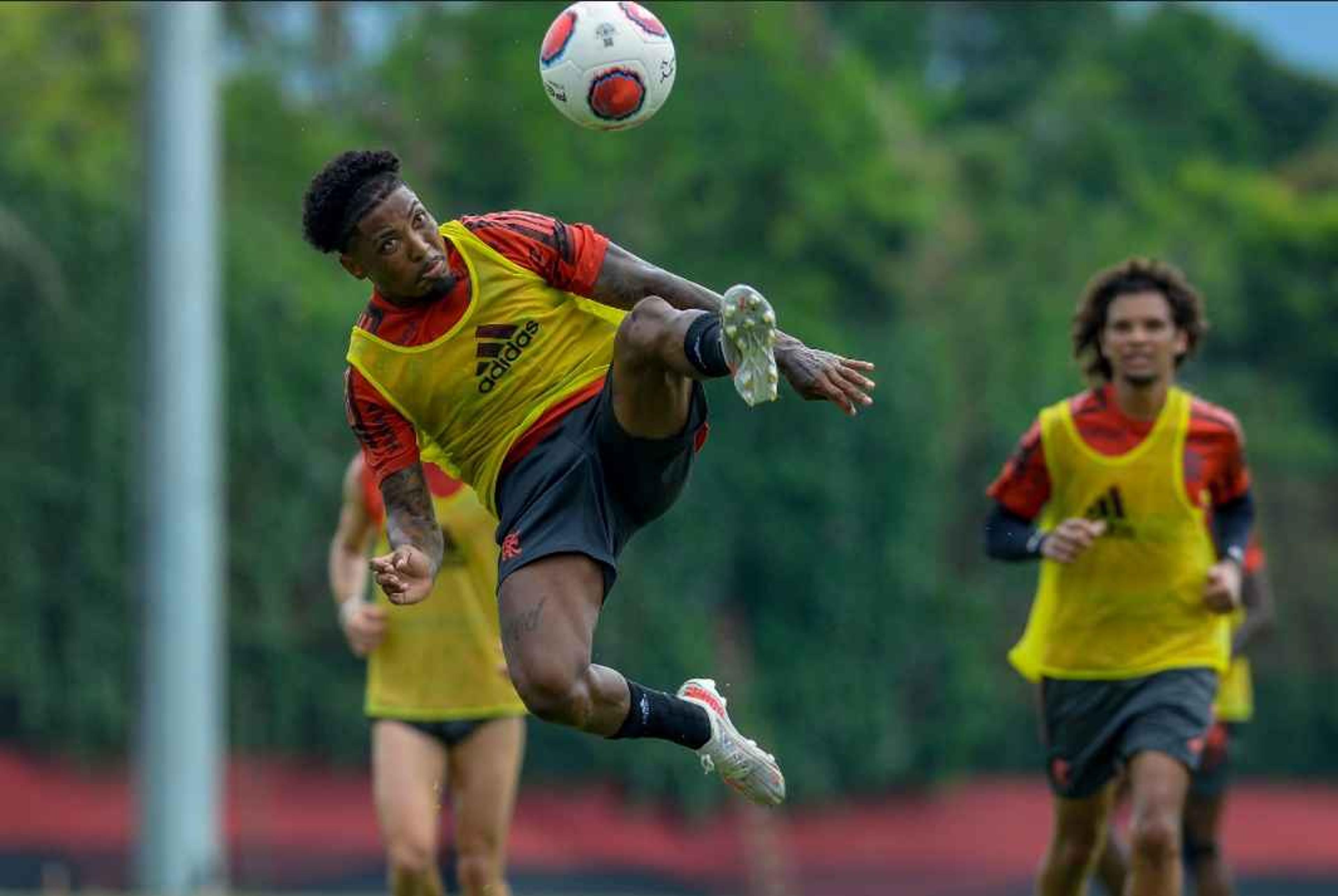 Tudo ou nada! São Paulo aumenta oferta e dá ultimato para tirar Marinho do Flamengo