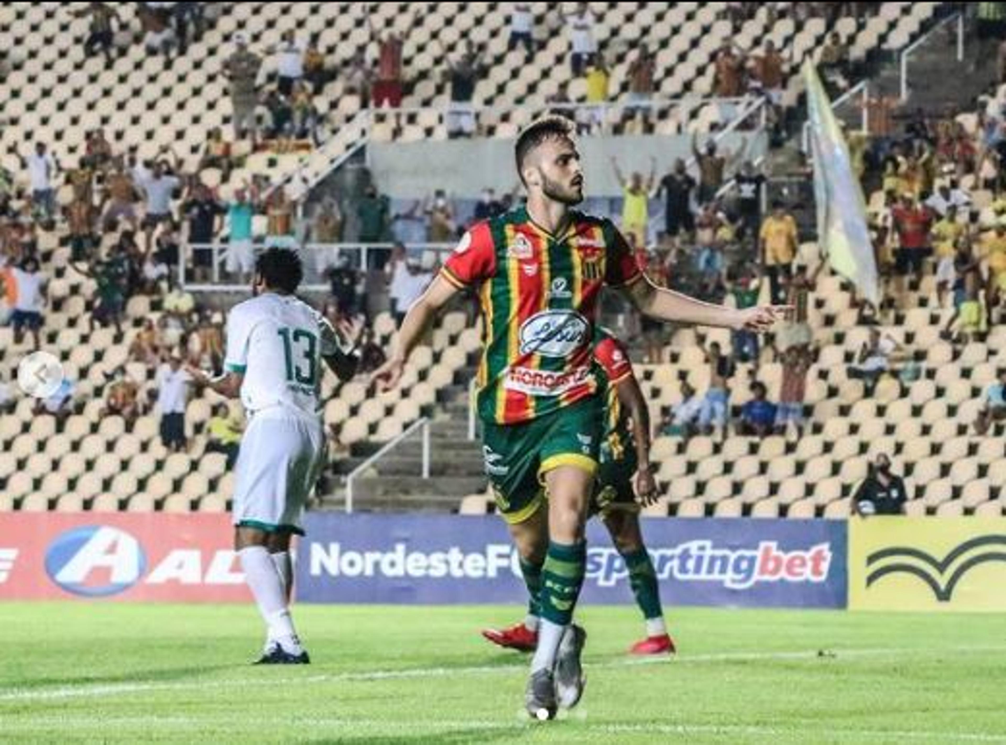 De virada e com dois gols de Gabriel Poveda, Sampaio Corrêa vira sobre o Altos pela Copa do Nordeste