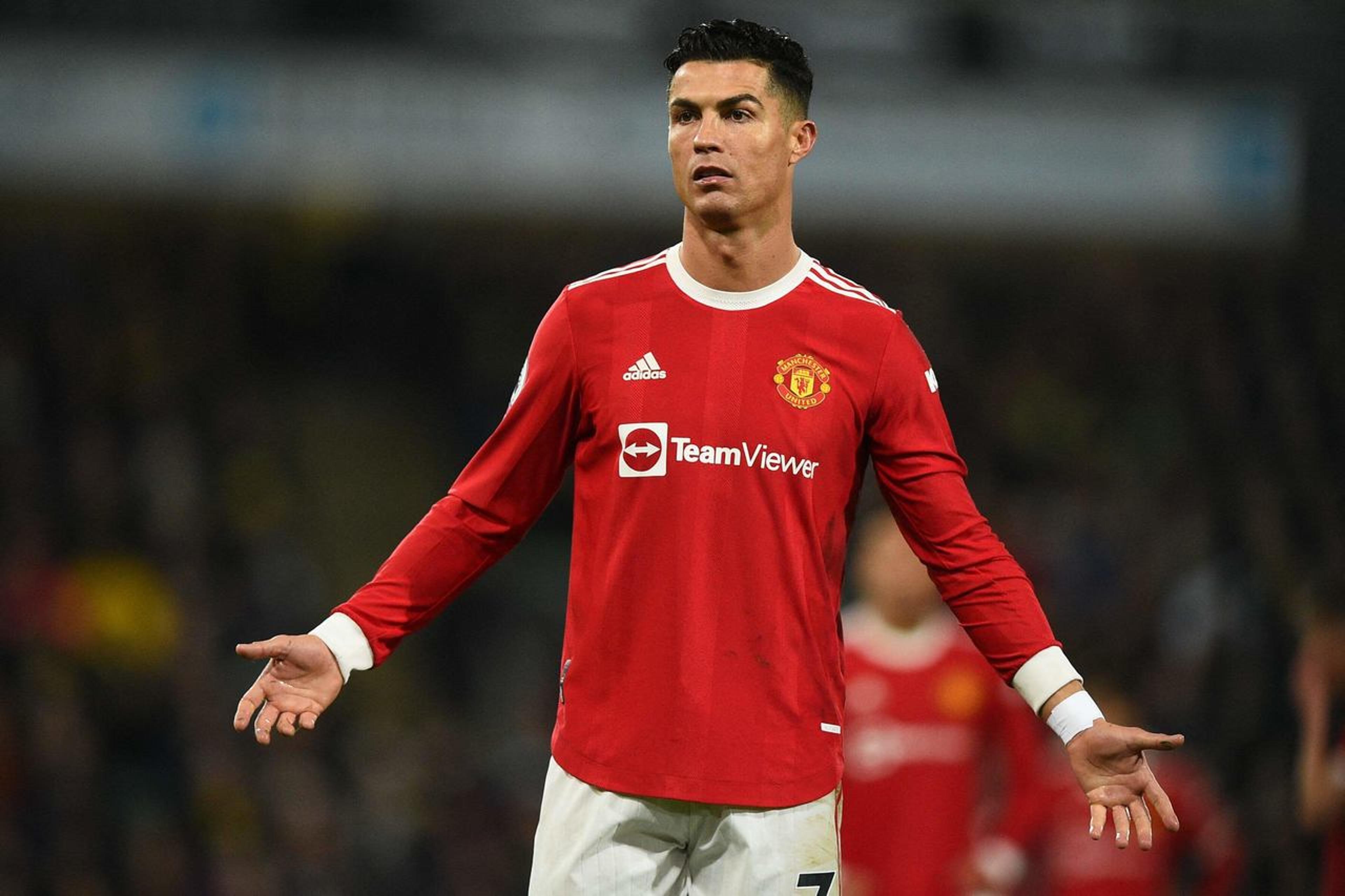 Jornal espanhol diz que Cristiano Ronaldo não sofreu lesão, como informou o Manchester United