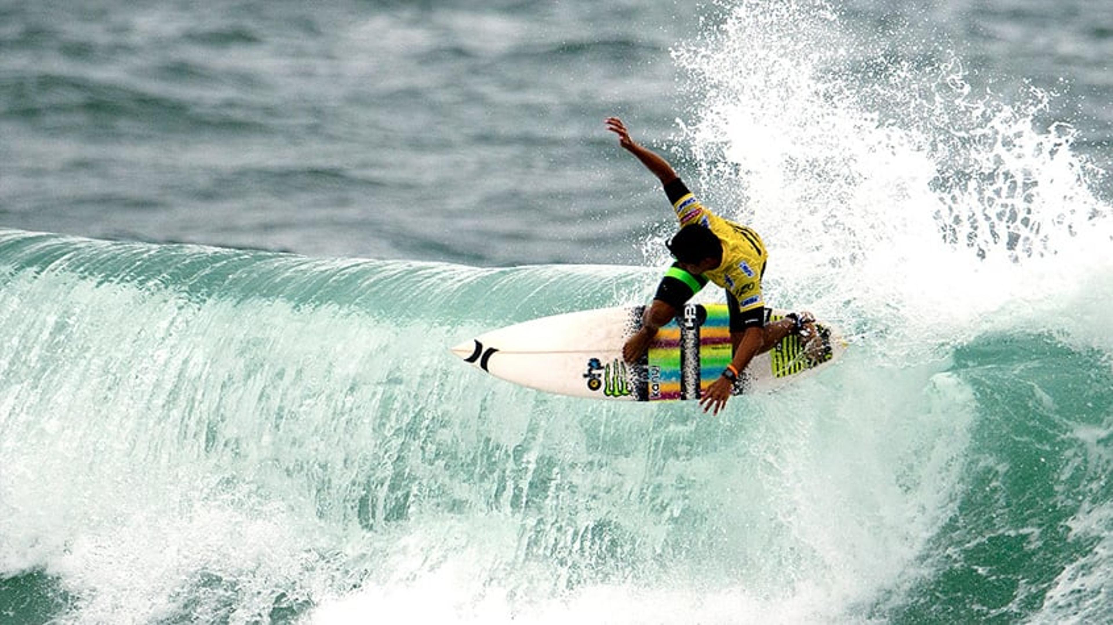 Filipe Toledo, Miguel Pupo e Italo Ferreira vão às quartas da etapa de Bells Beach do Mundial de surfe