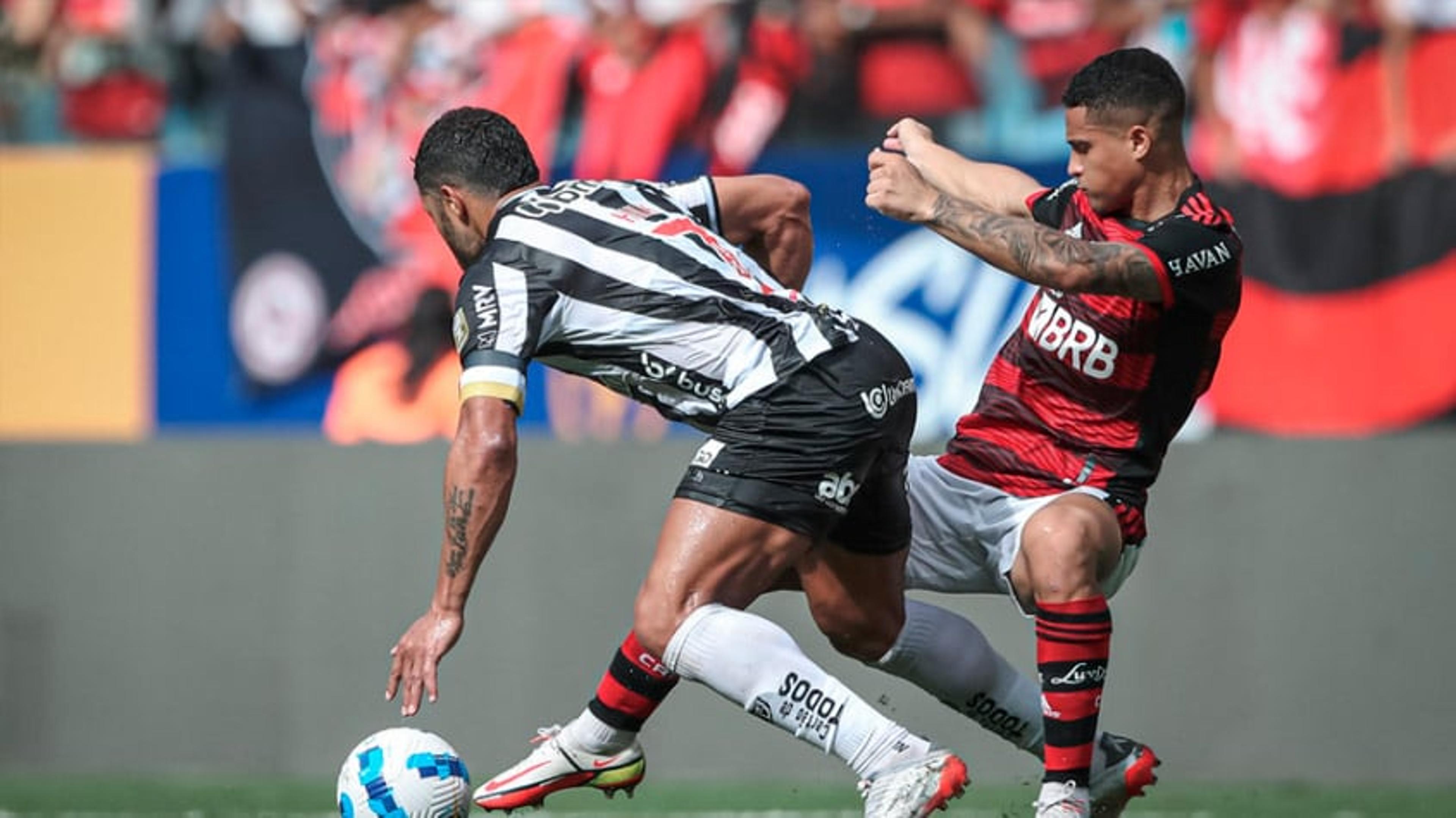 Brasileirão: arbitragem definida para o jogo entre Atlético-MG e Flamengo