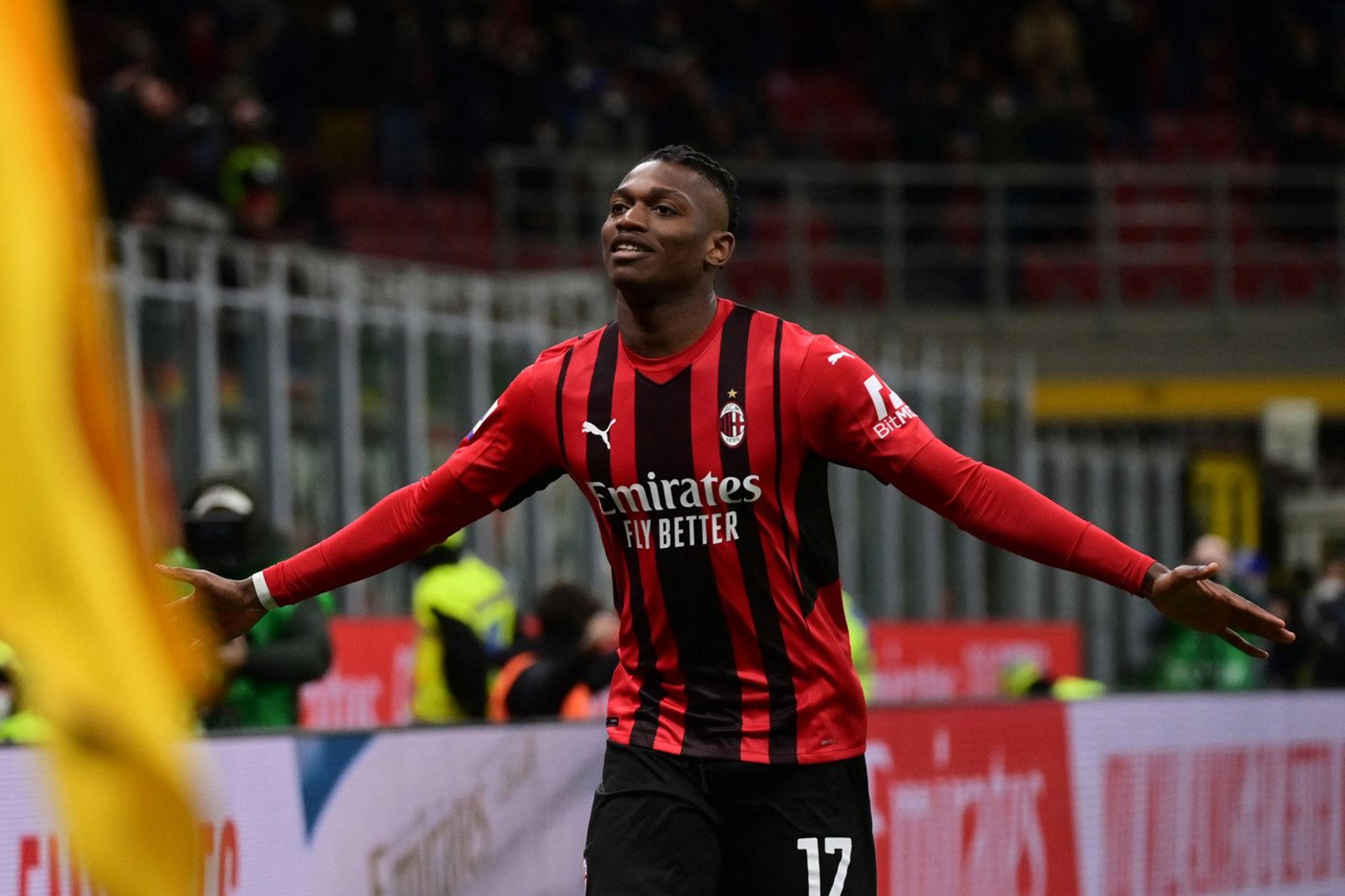 Atacante do Milan, Rafael Leão inicia carreira musical e deseja parceria com cantores brasileiros