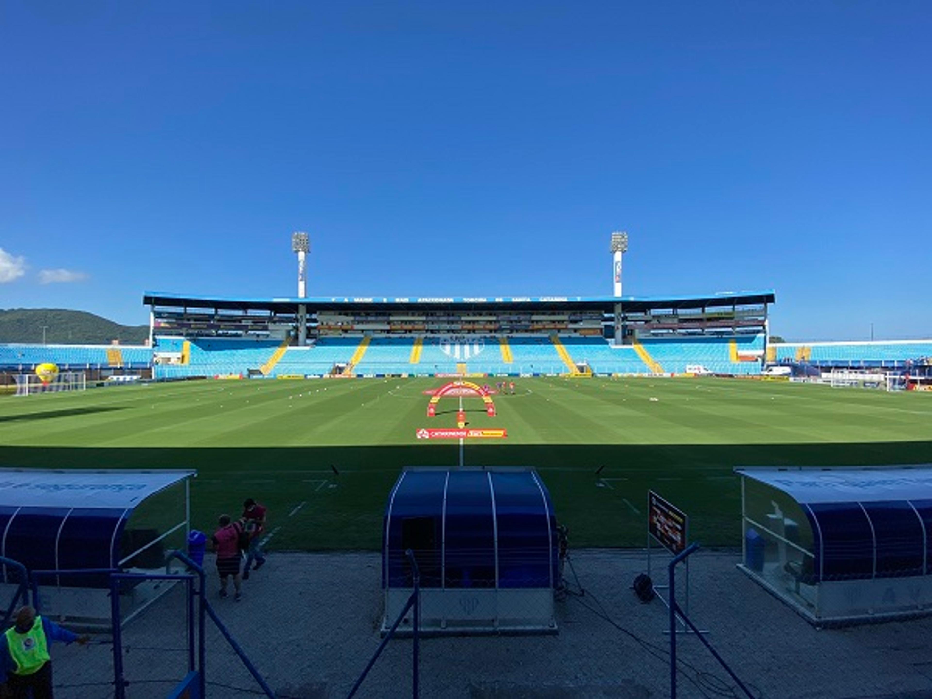 Avaí vence o Hercílio Luz, escapa do rebaixamento e vai ao mata-mata do Catarinense