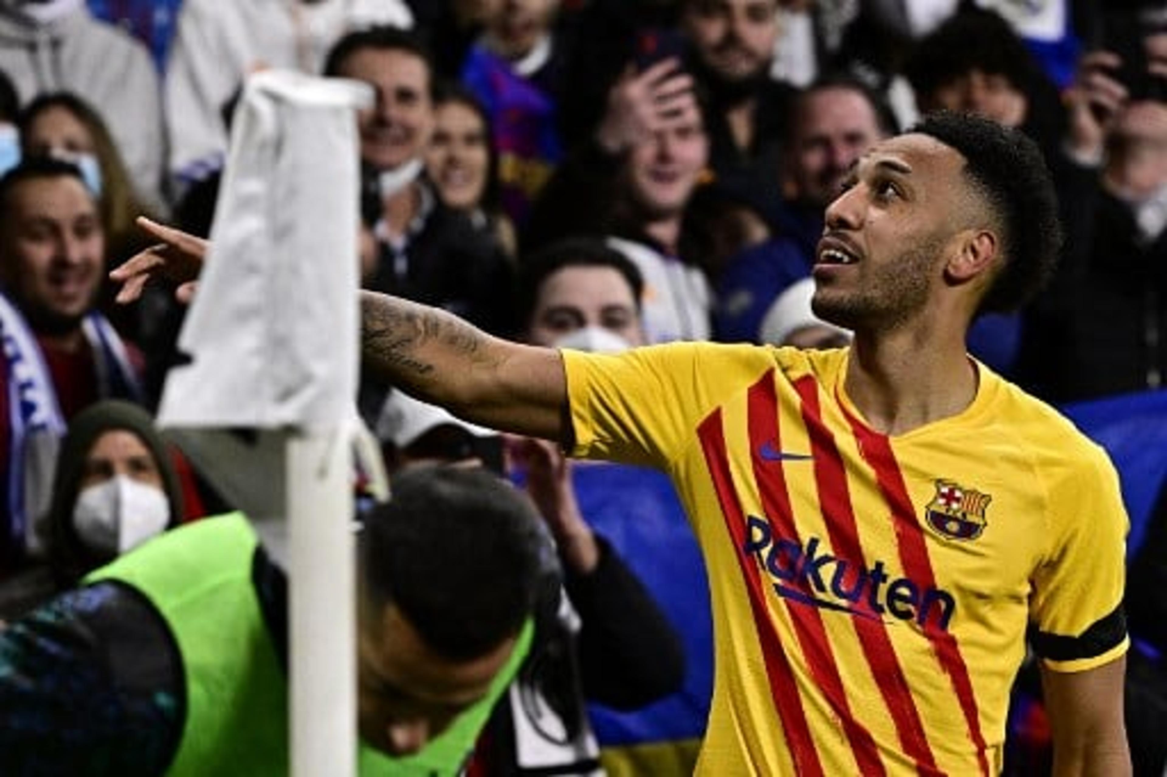 Barcelona revela valor para liberar Aubameyang ao Chelsea