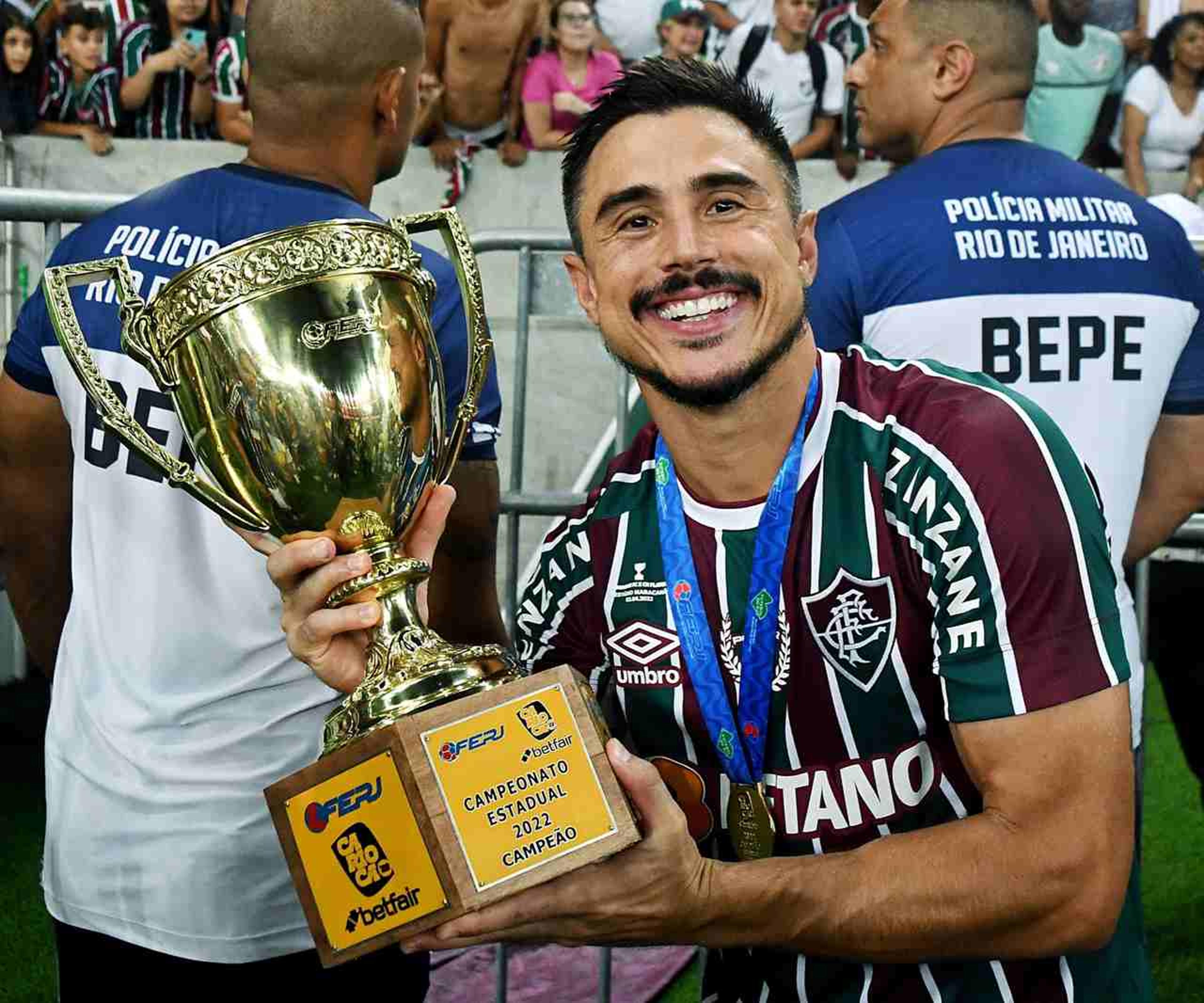 Willian comenta importância do título do Carioca para o Fluminense: ‘Momento especial’