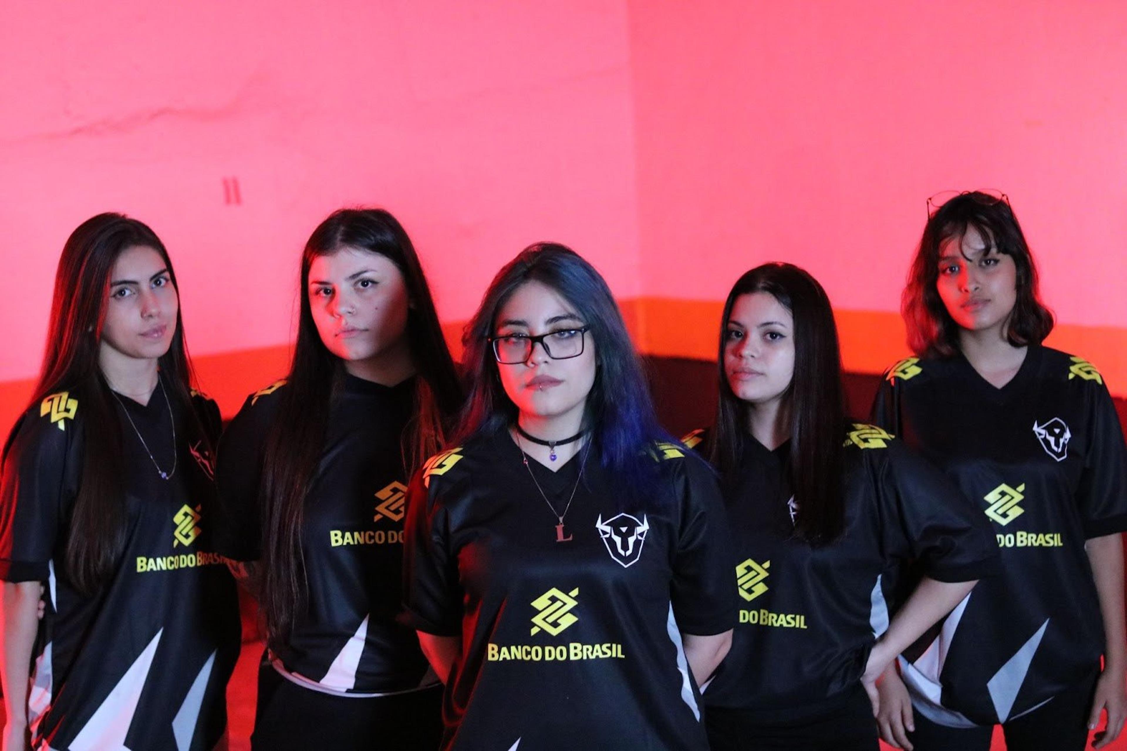 Banco do Brasil e W7M Esports anunciam equipe feminina de R6