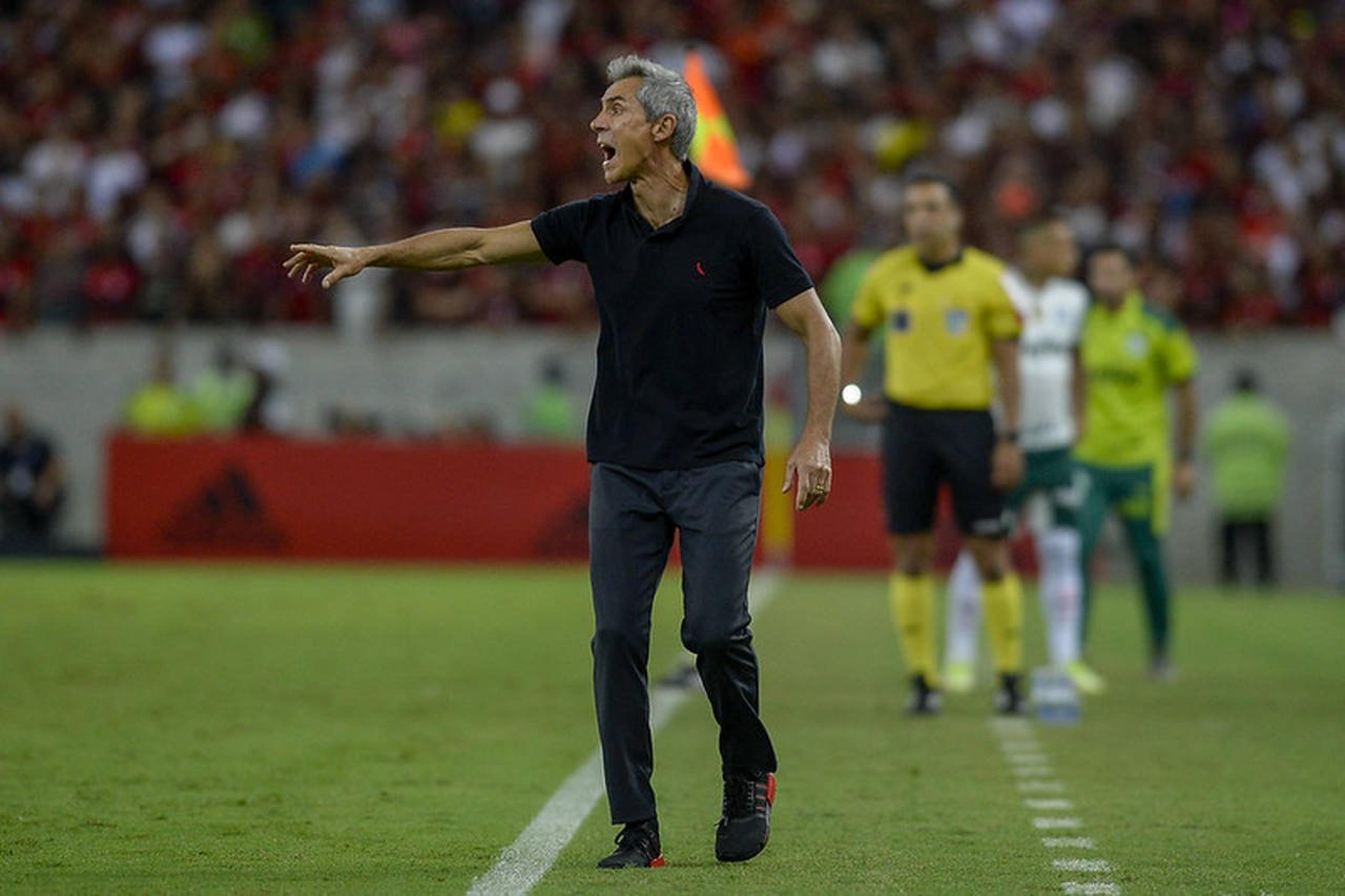 Paulo Sousa avalia jogadores do Flamengo e reforça processo de evolução: ‘Precisamos consolidar’