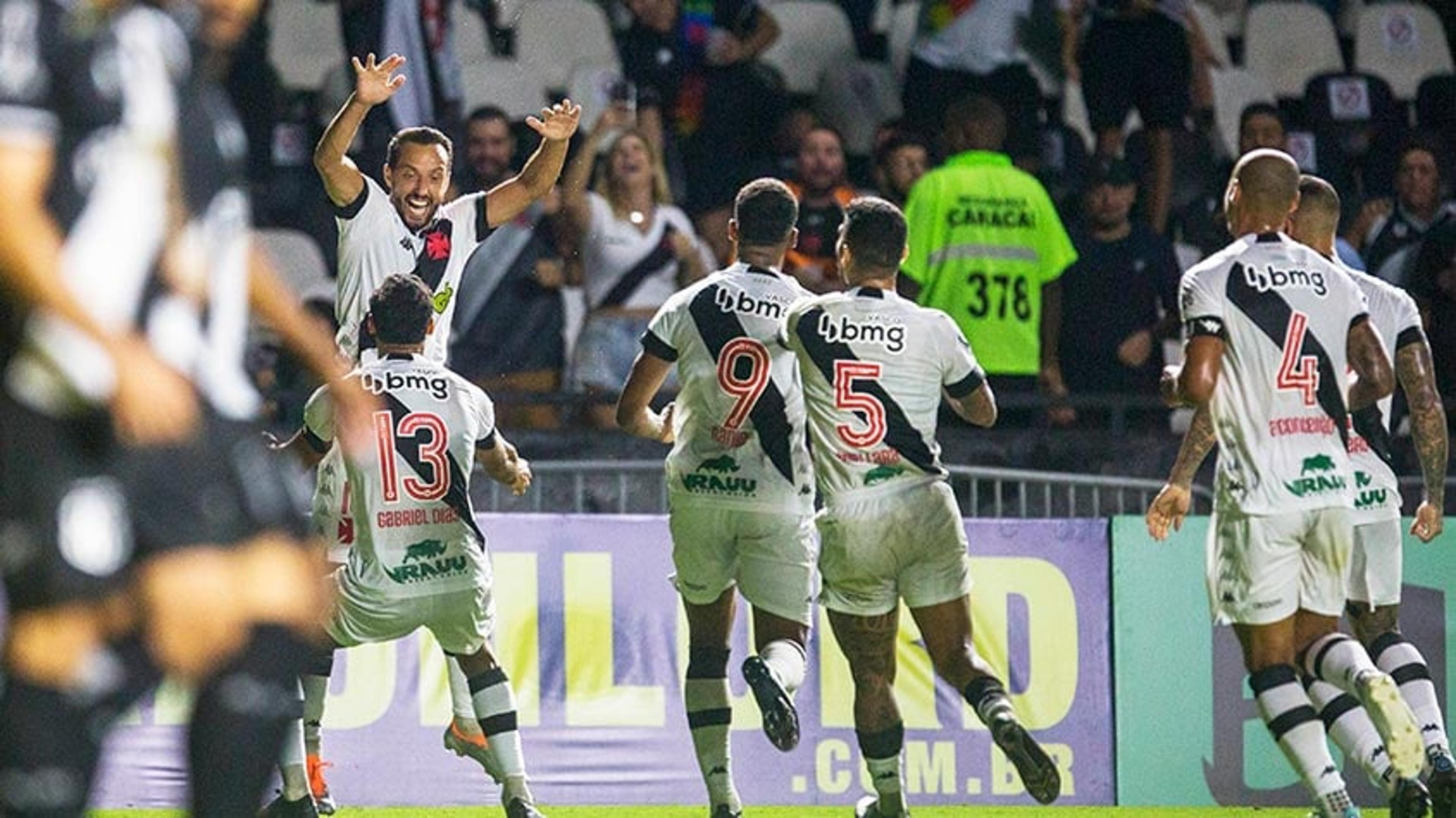 Com gol de Raniel, Vasco supera a Ponte Preta e vence a primeira na Série B do Brasileiro