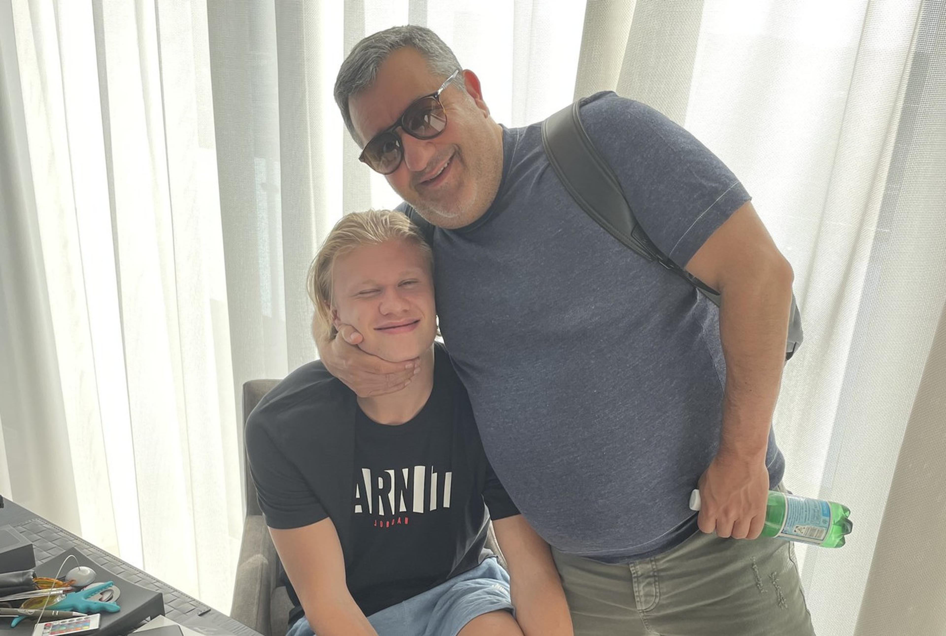 Erling Haaland se despede do empresário Mino Raiola: ‘O melhor’