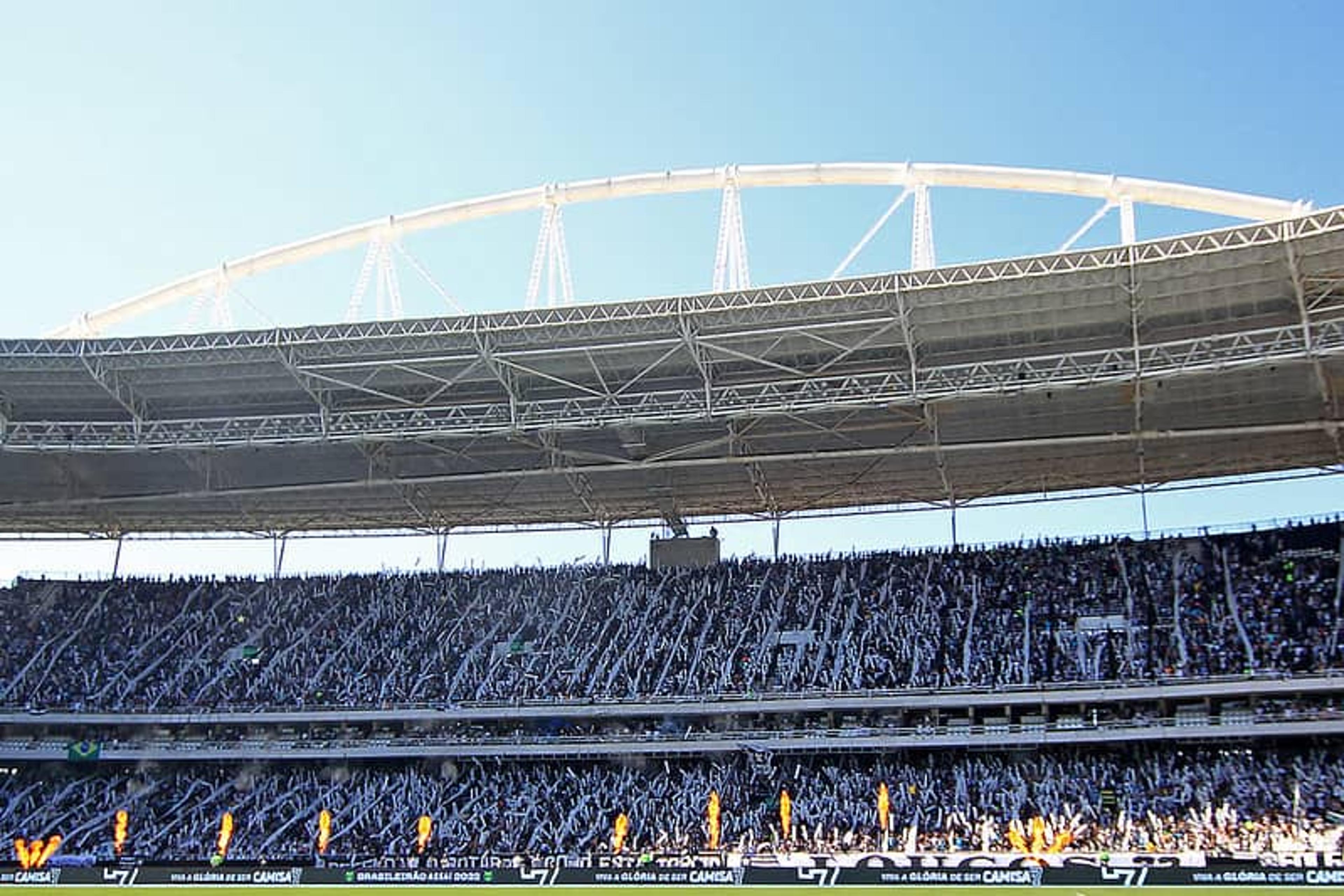 Torcida compra 19 mil ingressos e Botafogo fica próximo de alcançar marca no Brasileirão-22