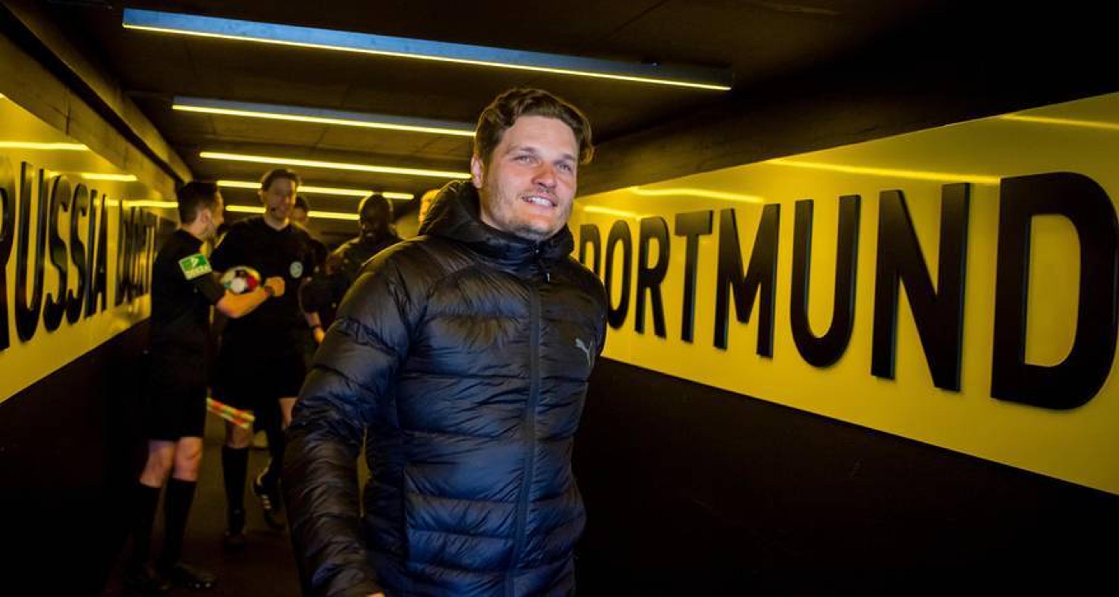 Borussia Dortmund anuncia novo treinador para a próxima temporada