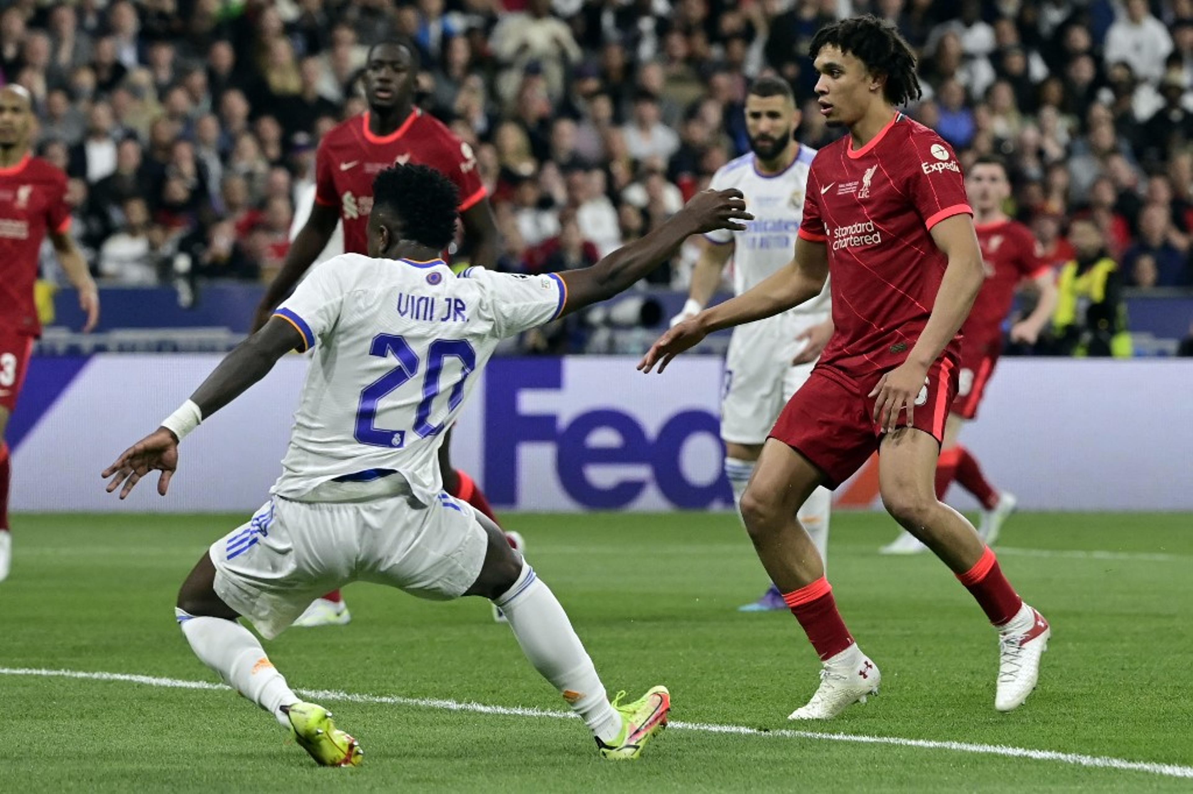 ATUAÇÕES: Alexander-Arnold e Keita vão mal e recebem piores notas do Liverpool na final da Champions