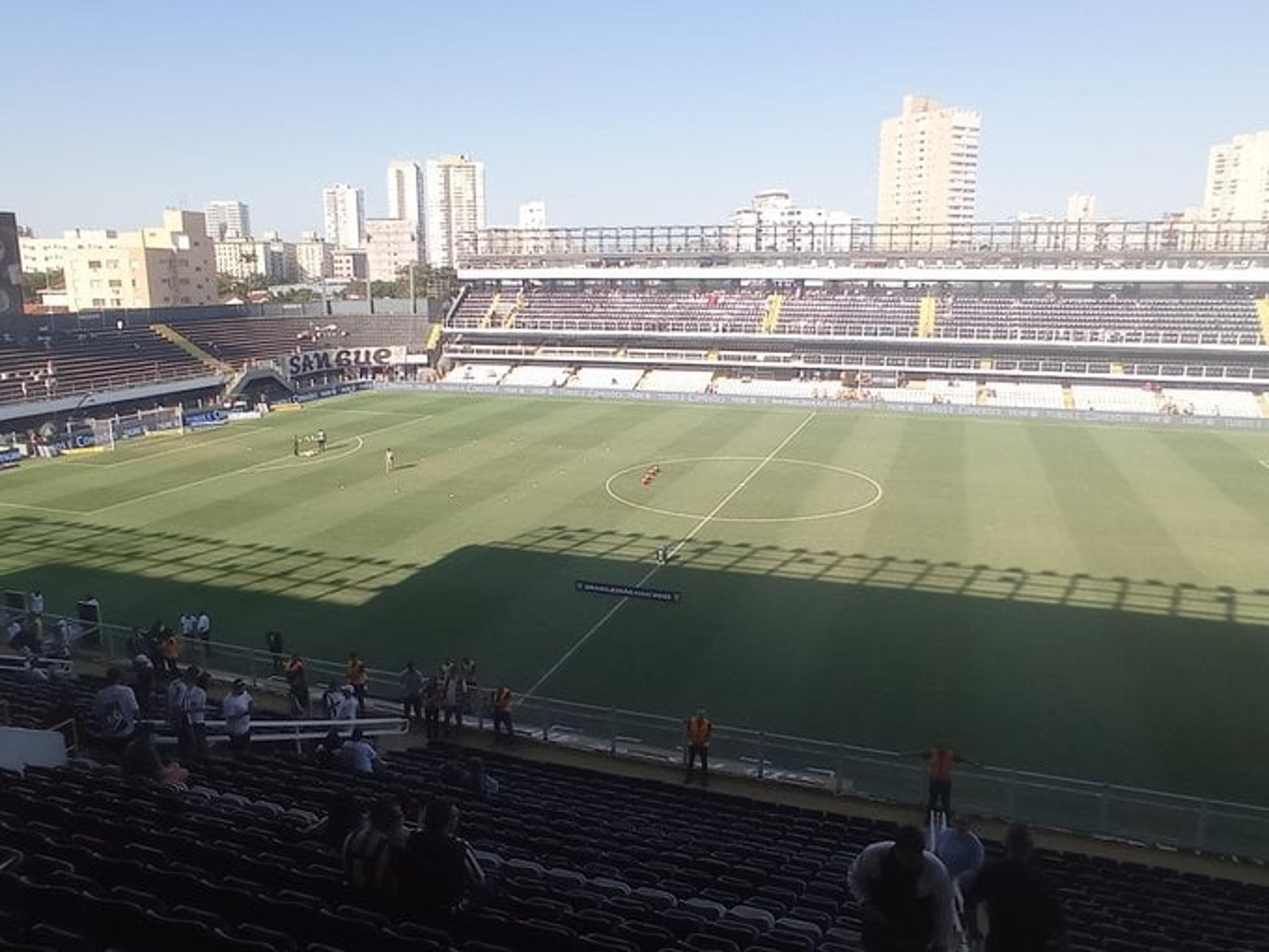 Diante do Botafogo-SP, Santos terá público de mulheres e crianças pela Copa do Brasil