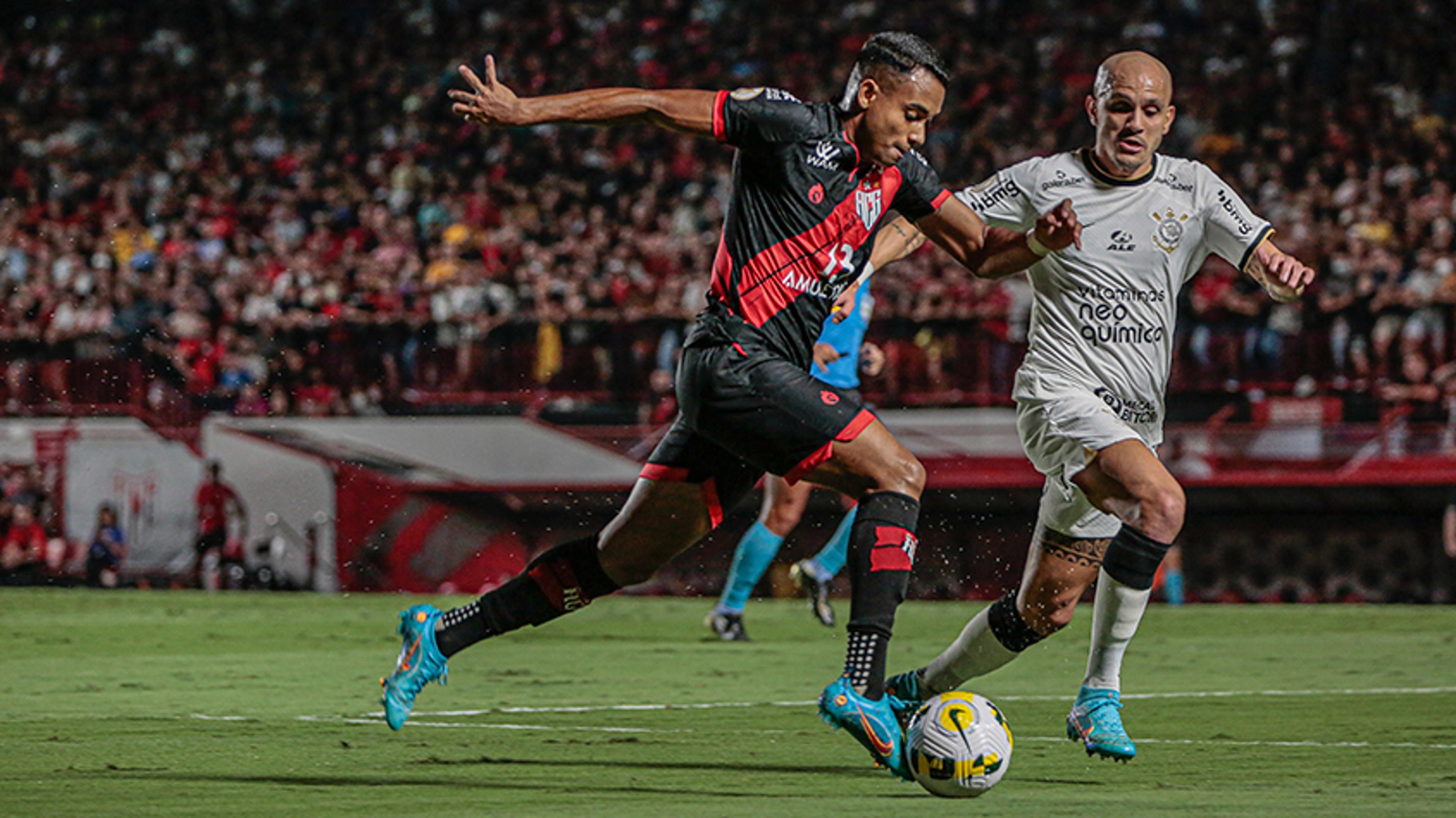 Atlético-GO pede, e CBF altera local da partida contra o Corinthians na Copa do Brasil