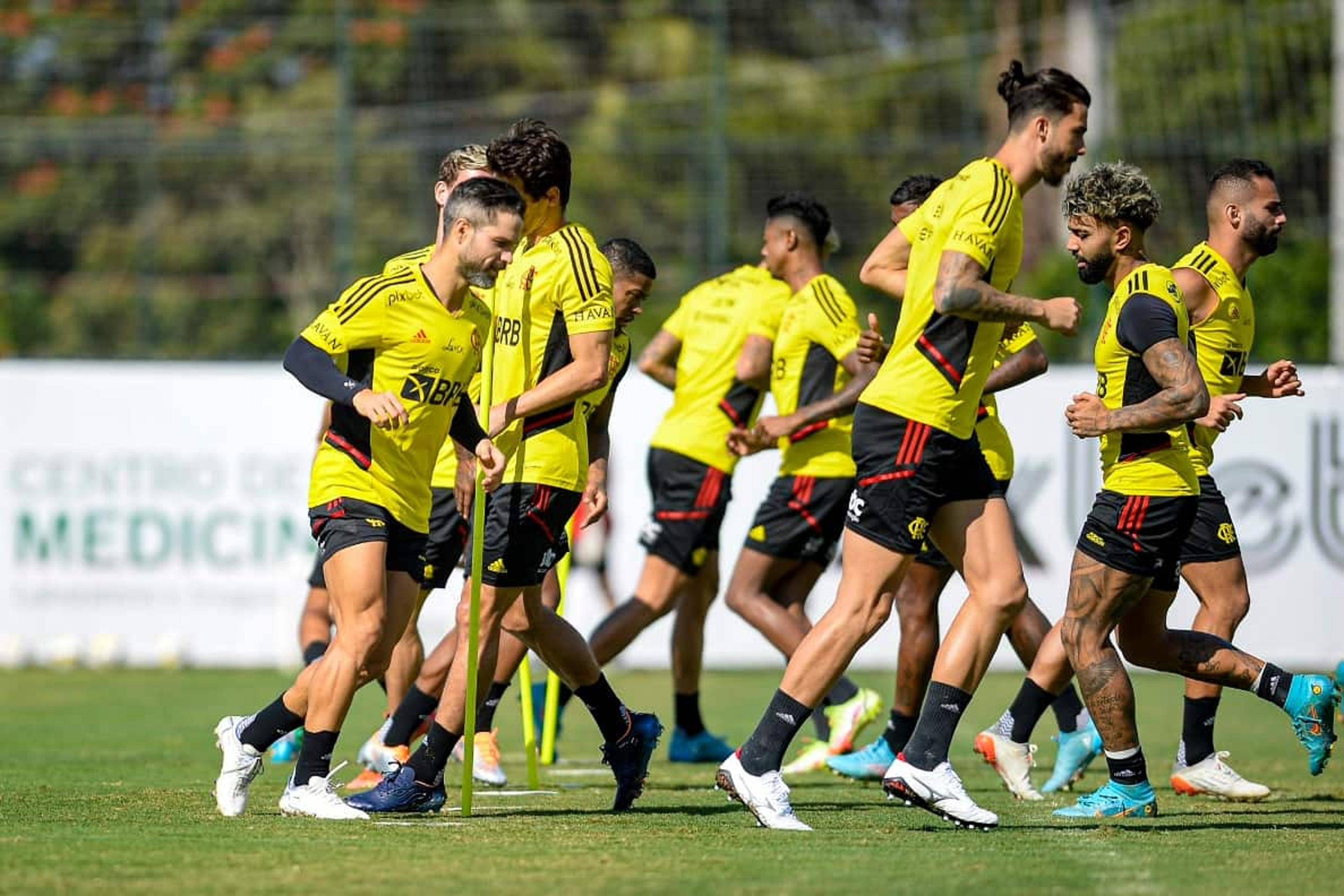 Com sete desfalques, Flamengo finaliza preparação para jogo contra o Bragantino