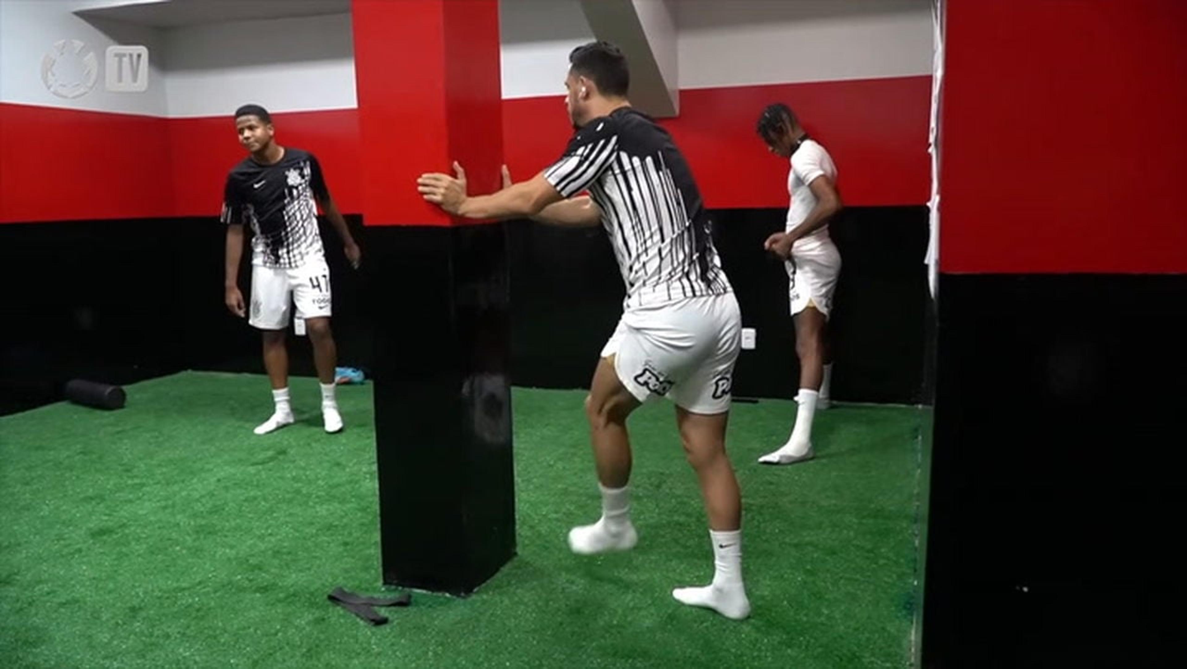 VÍDEO: Veja os bastidores da vitória do Corinthians contra o Atlético-GO