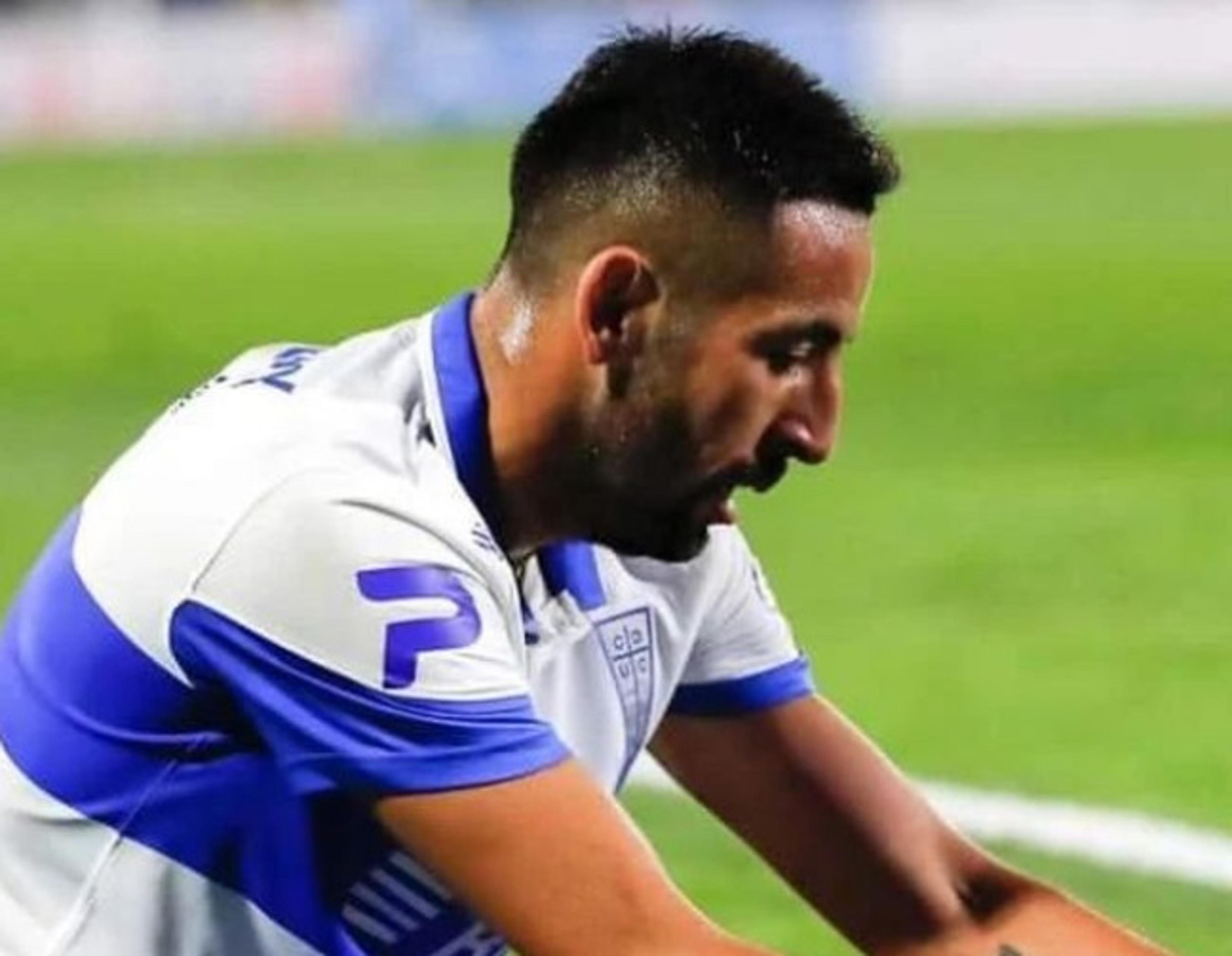 Mauricio Isla protagoniza nova frustração na Universidad Católica