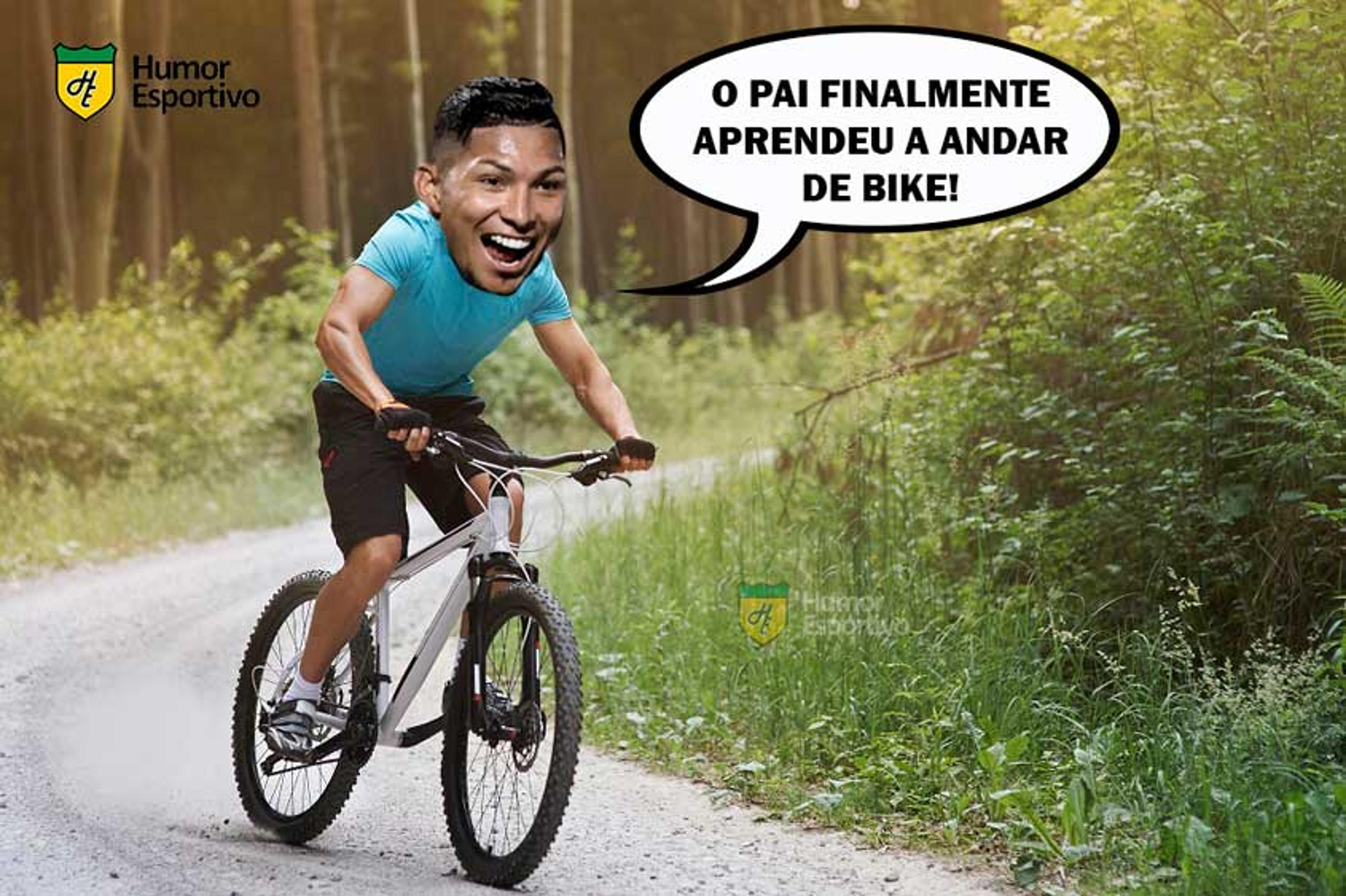 Web enlouquece com gol de bicicleta de Rony; veja os melhores memes