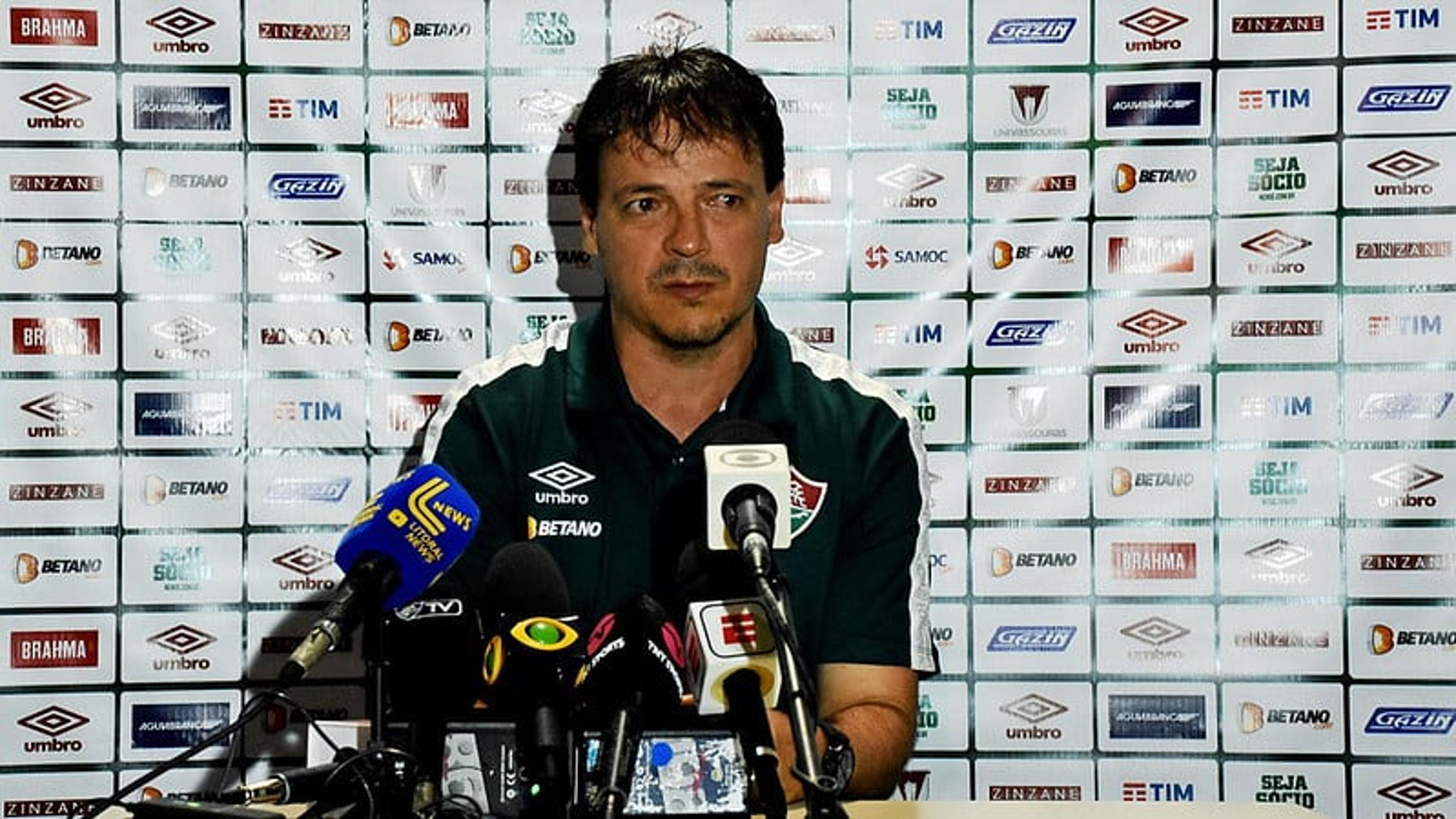 Apesar de vitória, Diniz lamenta perda de intensidade do Fluminense e suspensão: ‘Espero não fazer falta’