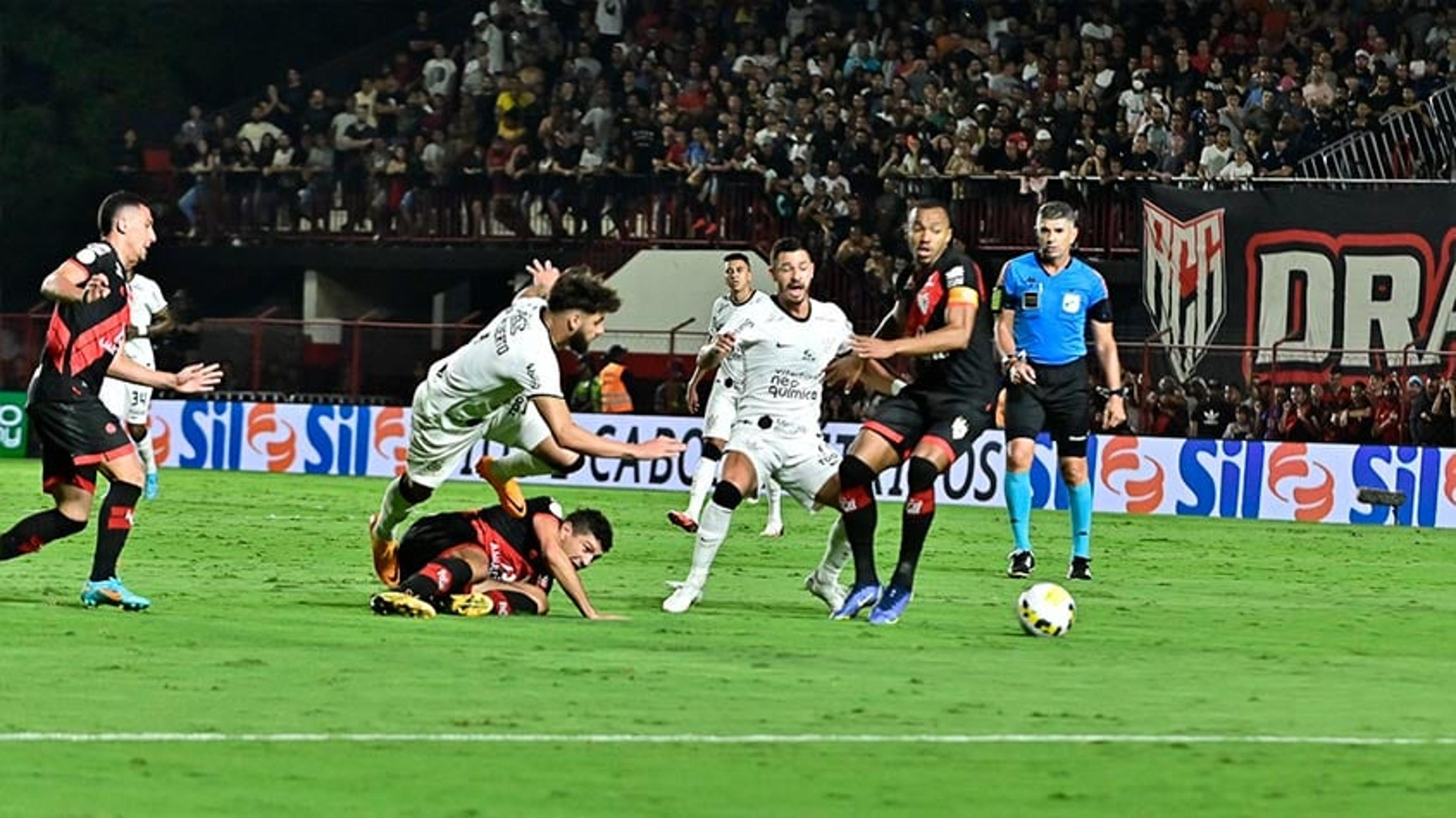 Corinthians inicia venda de ingressos para jogo contra o Atlético-GO na Copa do Brasil na sexta; veja valores