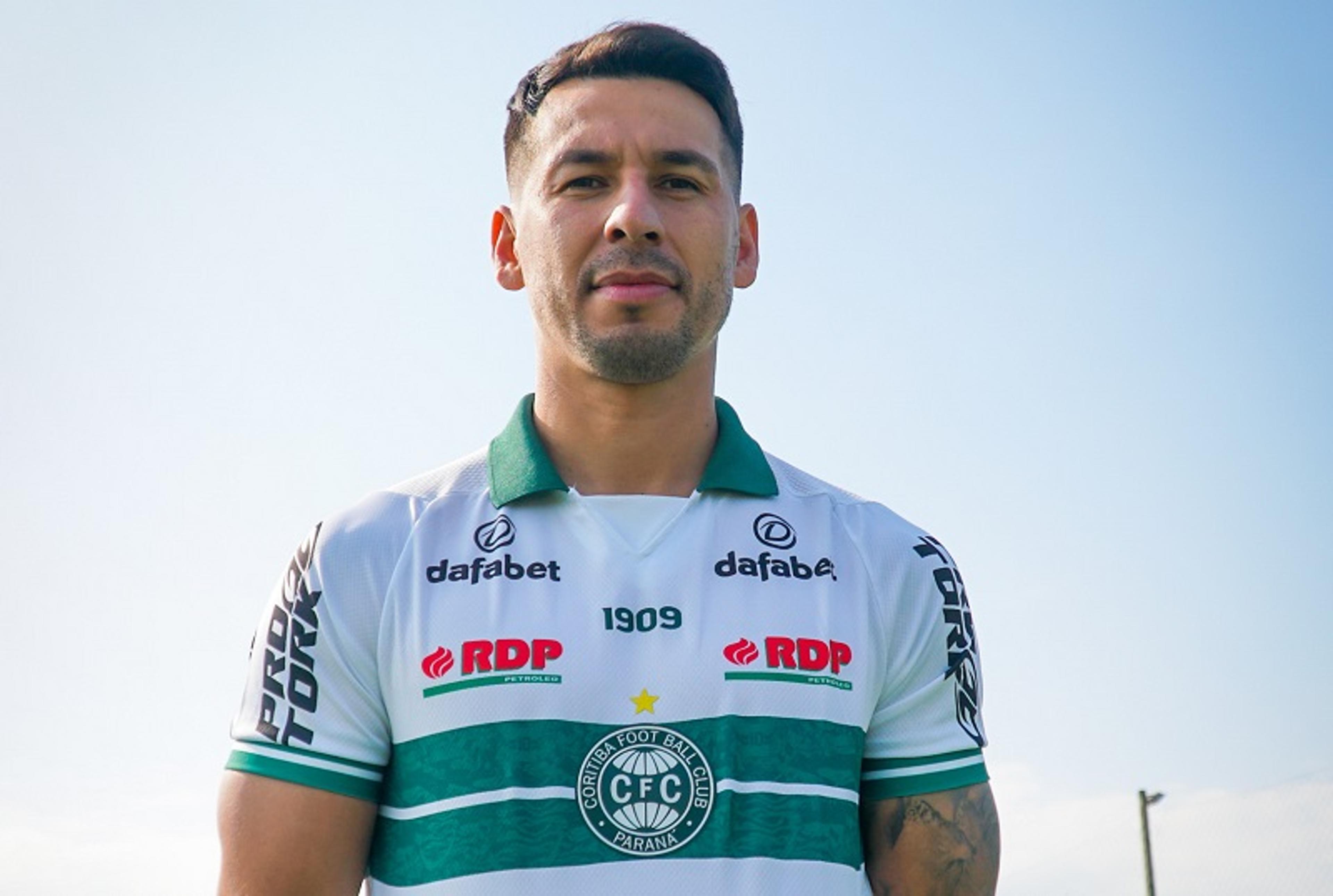 Sistema ofensivo do Coritiba é reforçado com Hernán Pérez