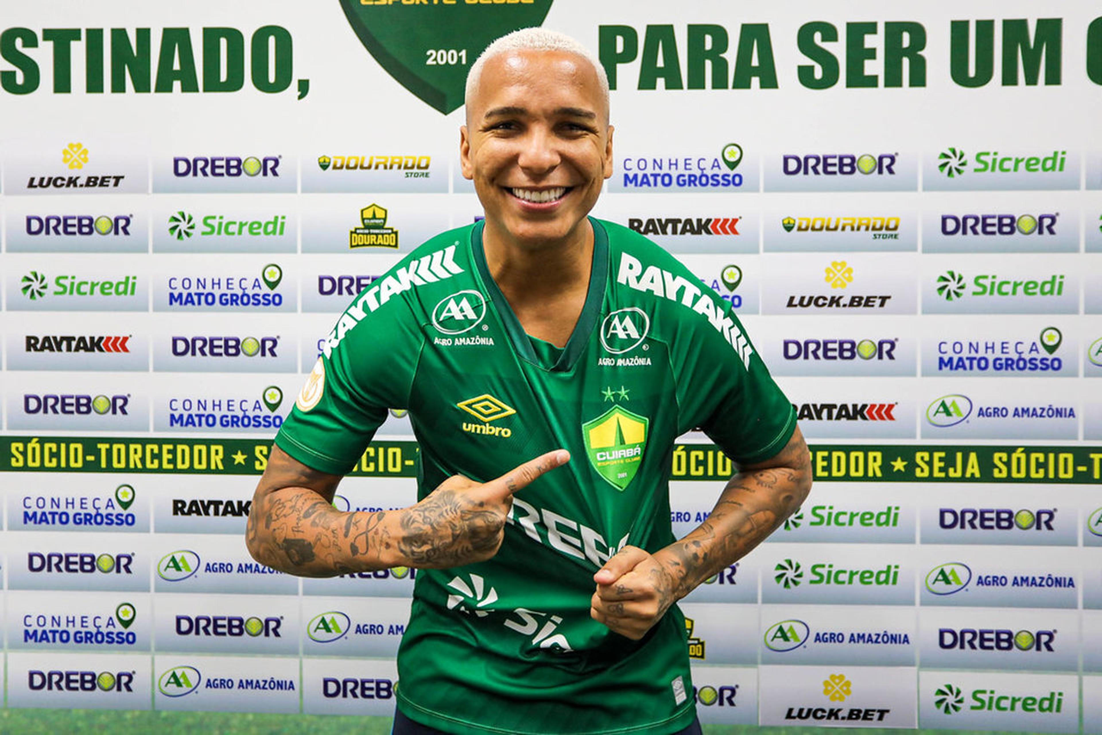 Ex-Palmeiras, Deyverson é anunciado como reforço de clube da Série A