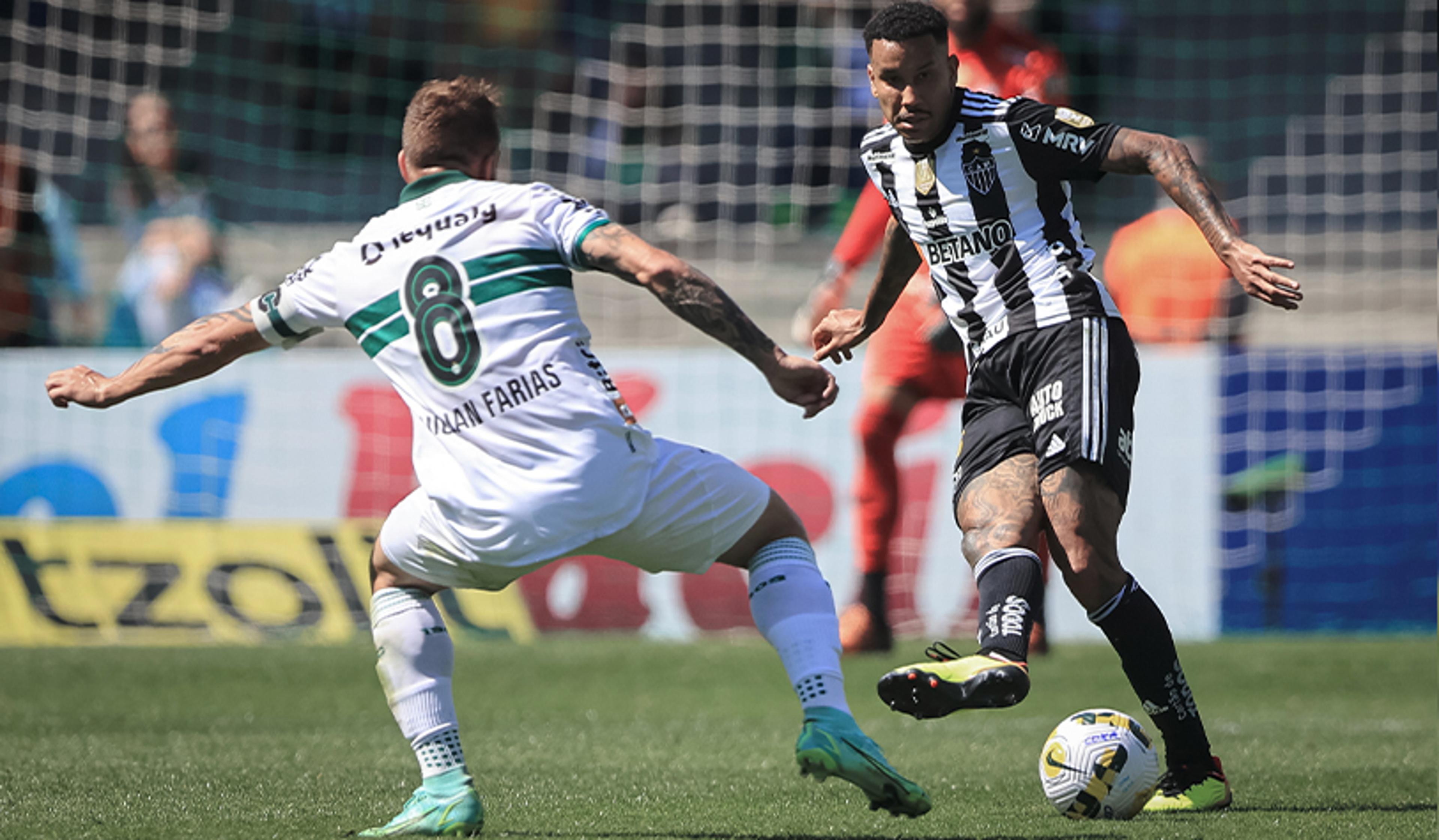 Com gol salvador de Alan Kardec, Atlético-MG derrota o Coritiba fora de casa