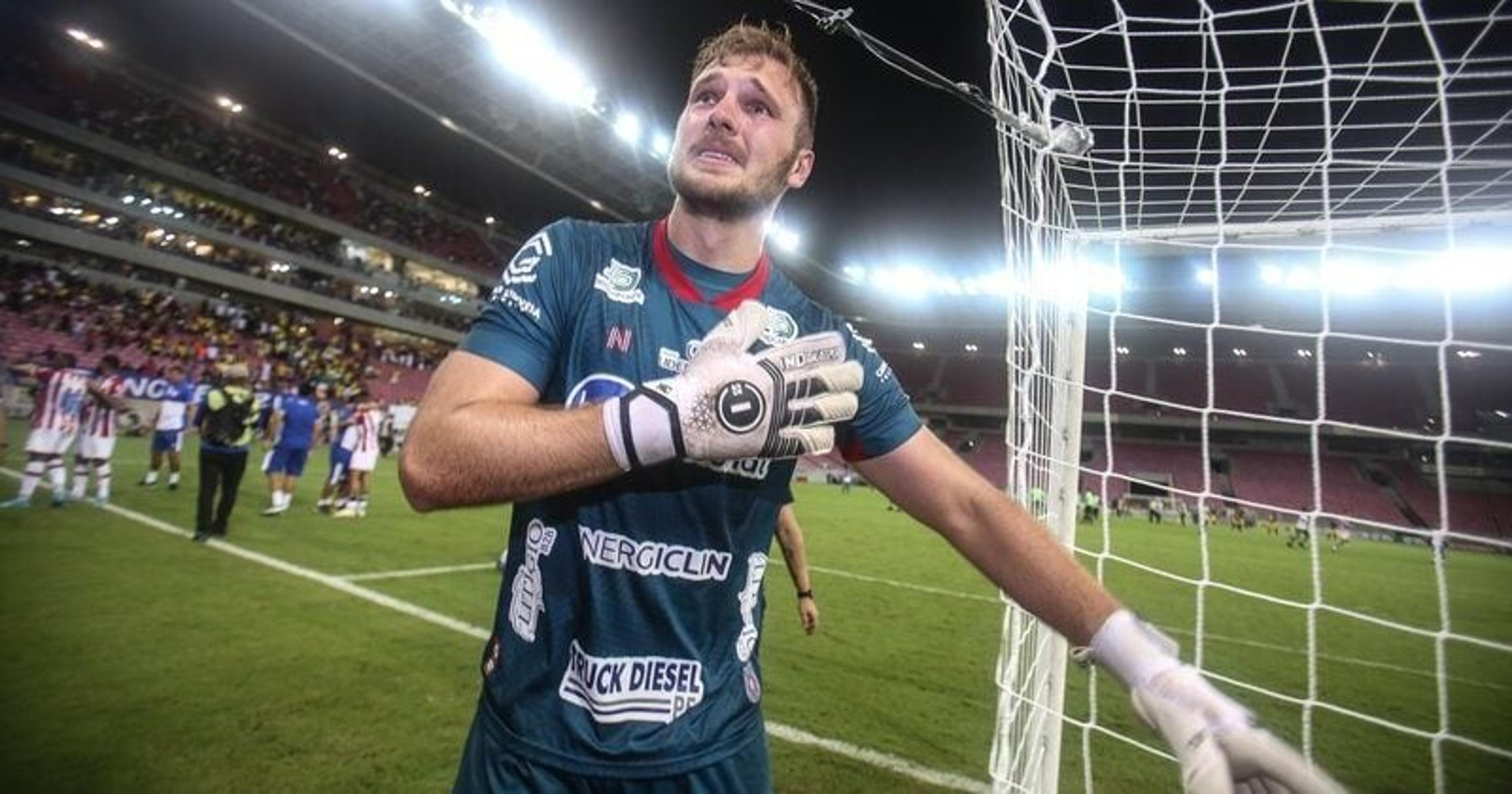 Botafogo chega a acordo com o São Paulo pela liberação imediata de Lucas Perri