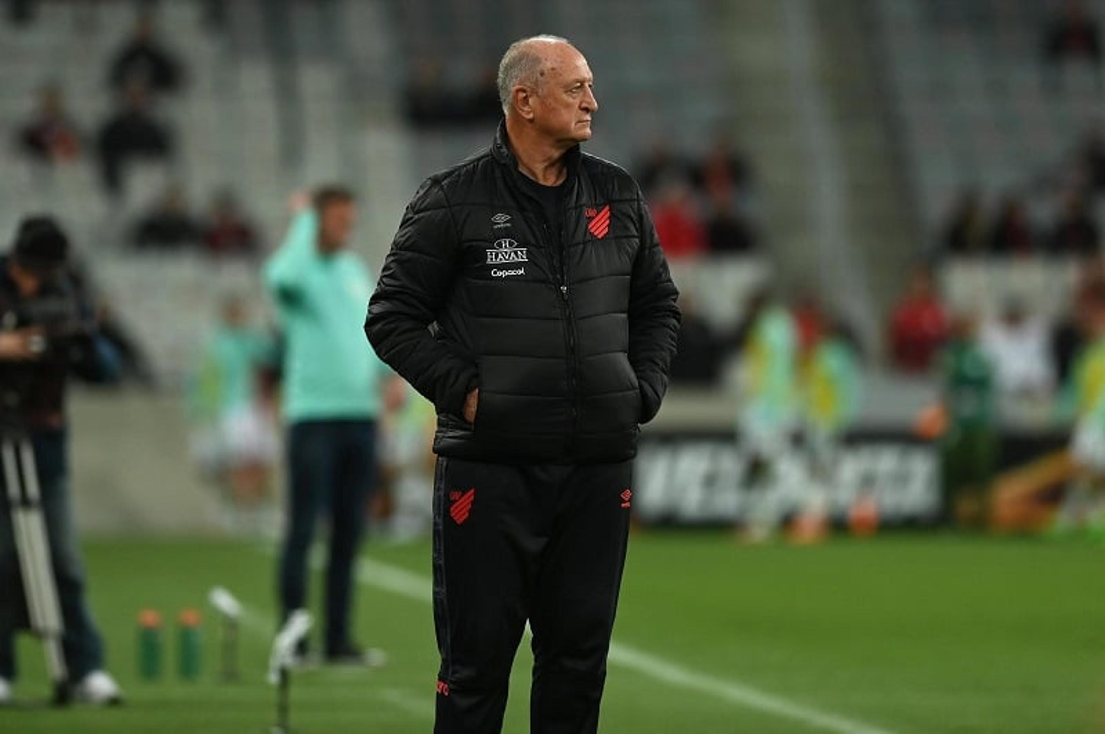 Felipão não vê favoritismo do Flamengo contra o Athletico na final da Libertadores: ‘É 50 por 50’