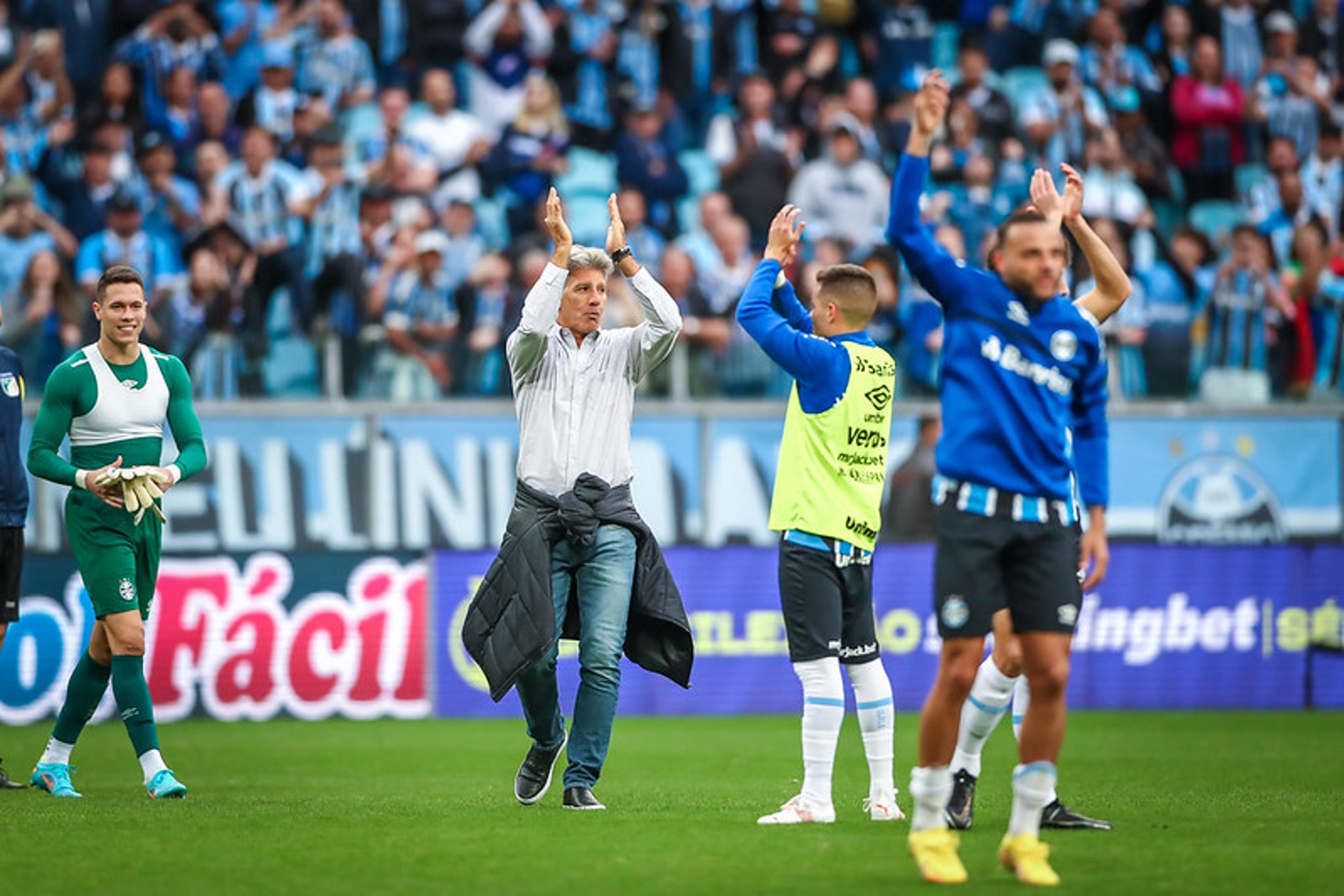 VÍDEO: Renato celebra vitória em retorno ao Grêmio, mas prega ‘pés no chão’ para reta final da Série B