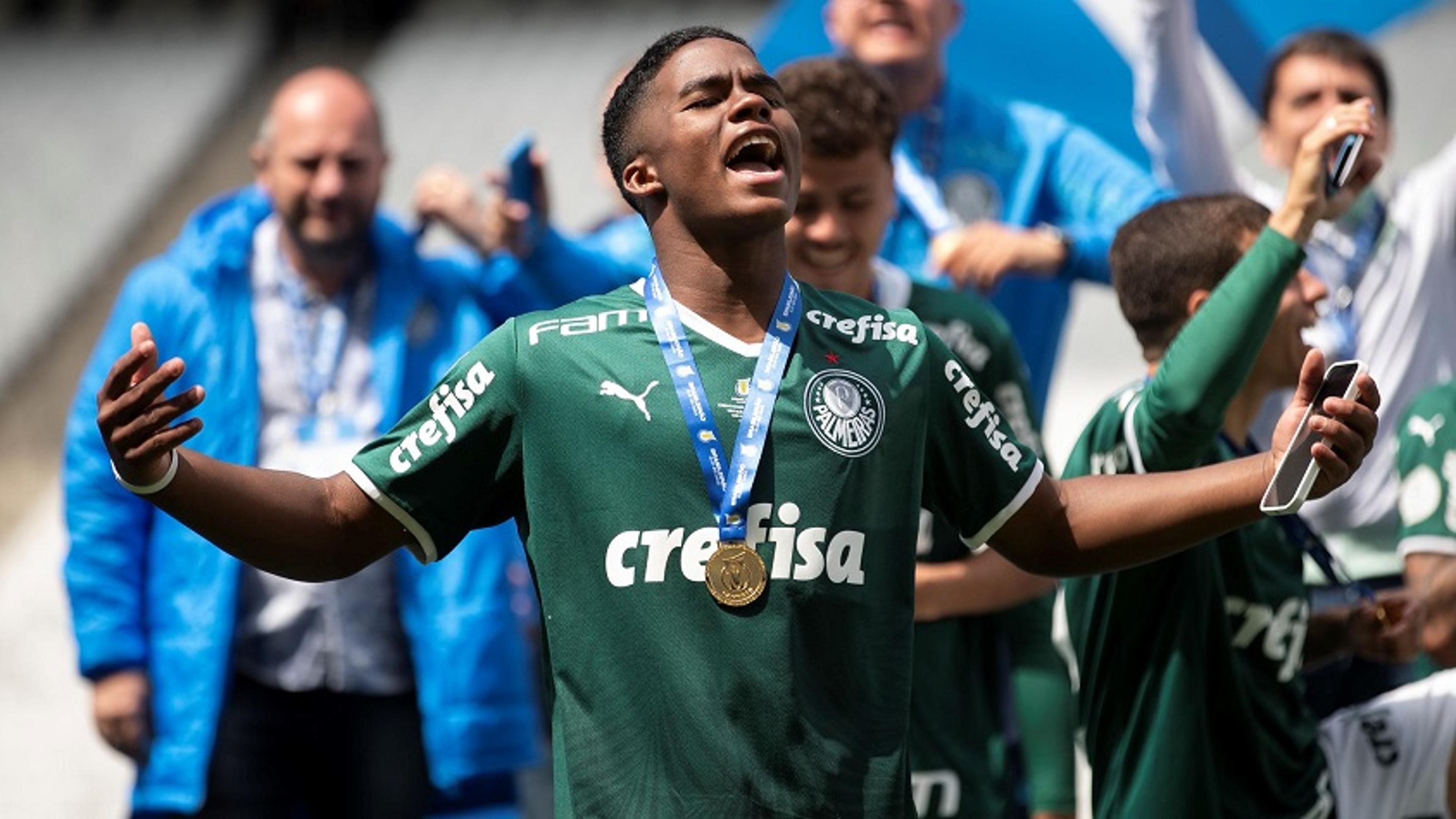 VÍDEO: Veja o golaço de Endrick no título do Palmeiras no Brasileirão sub-20