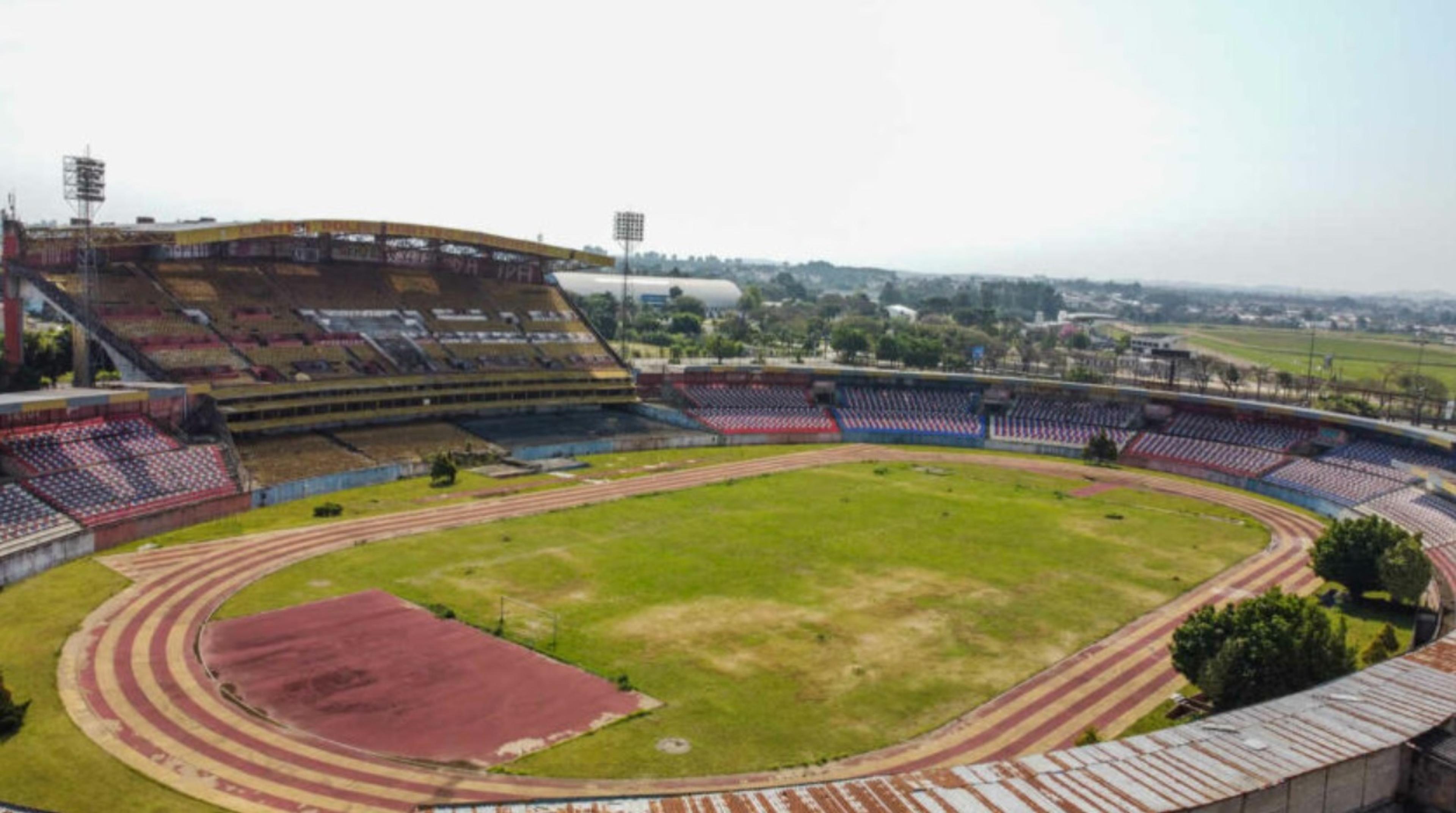 Lembra deste campo? LANCE! visita “estádio que virou fantasma” há 15 anos