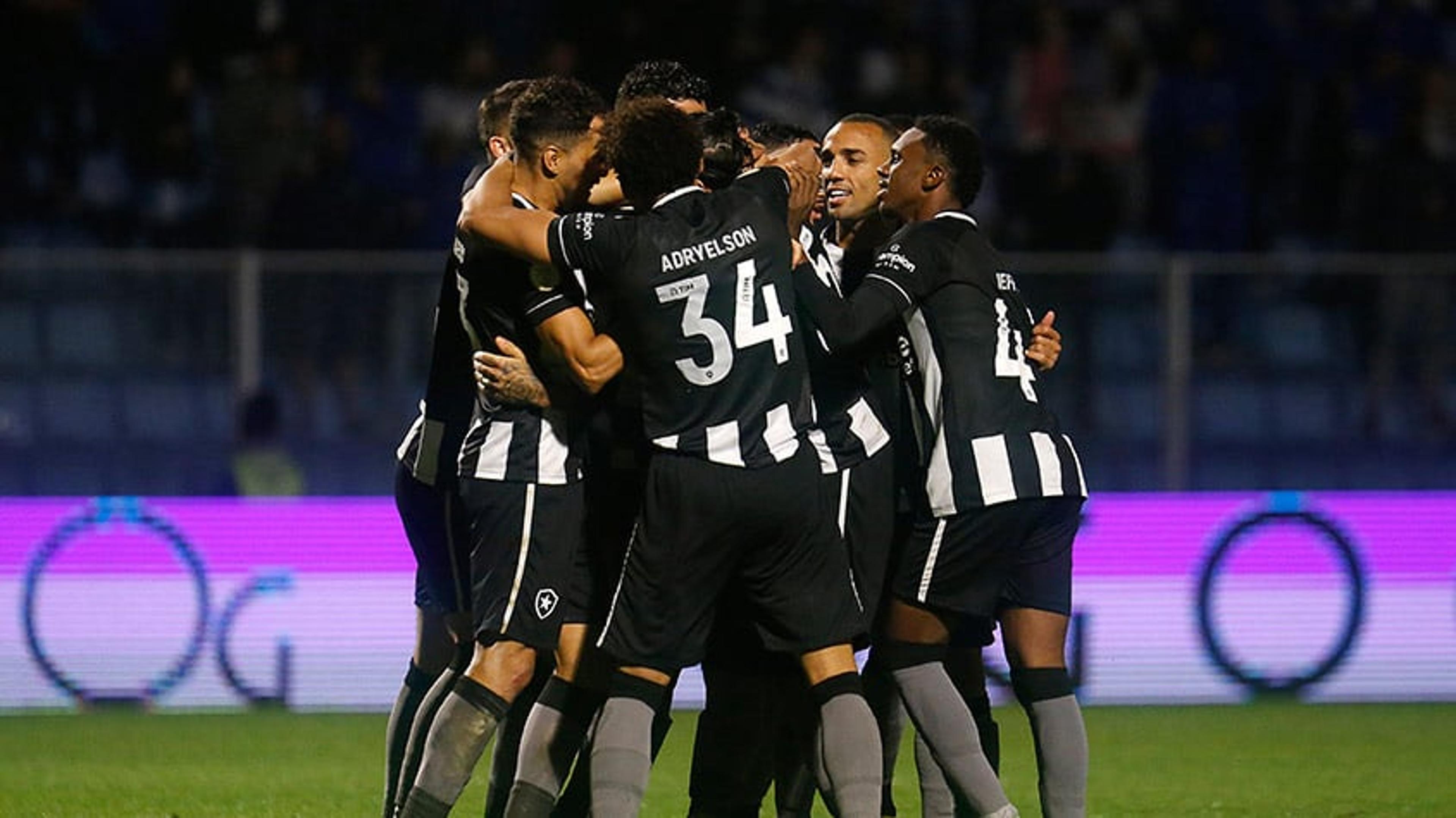 VÍDEO: os melhores momentos da vitória do Botafogo sobre o Avaí pelo Brasileiro