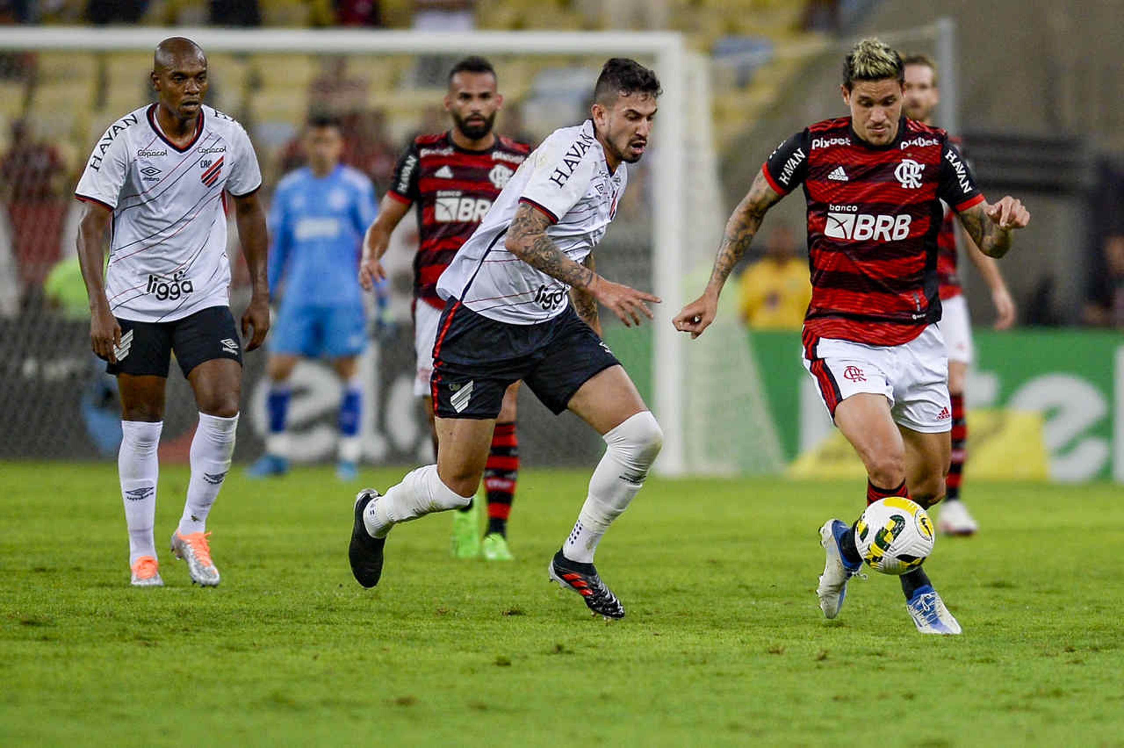 Vai dar Flamengo ou Athletico na Libertadores? Saiba os clubes do Brasil com mais títulos internacionais