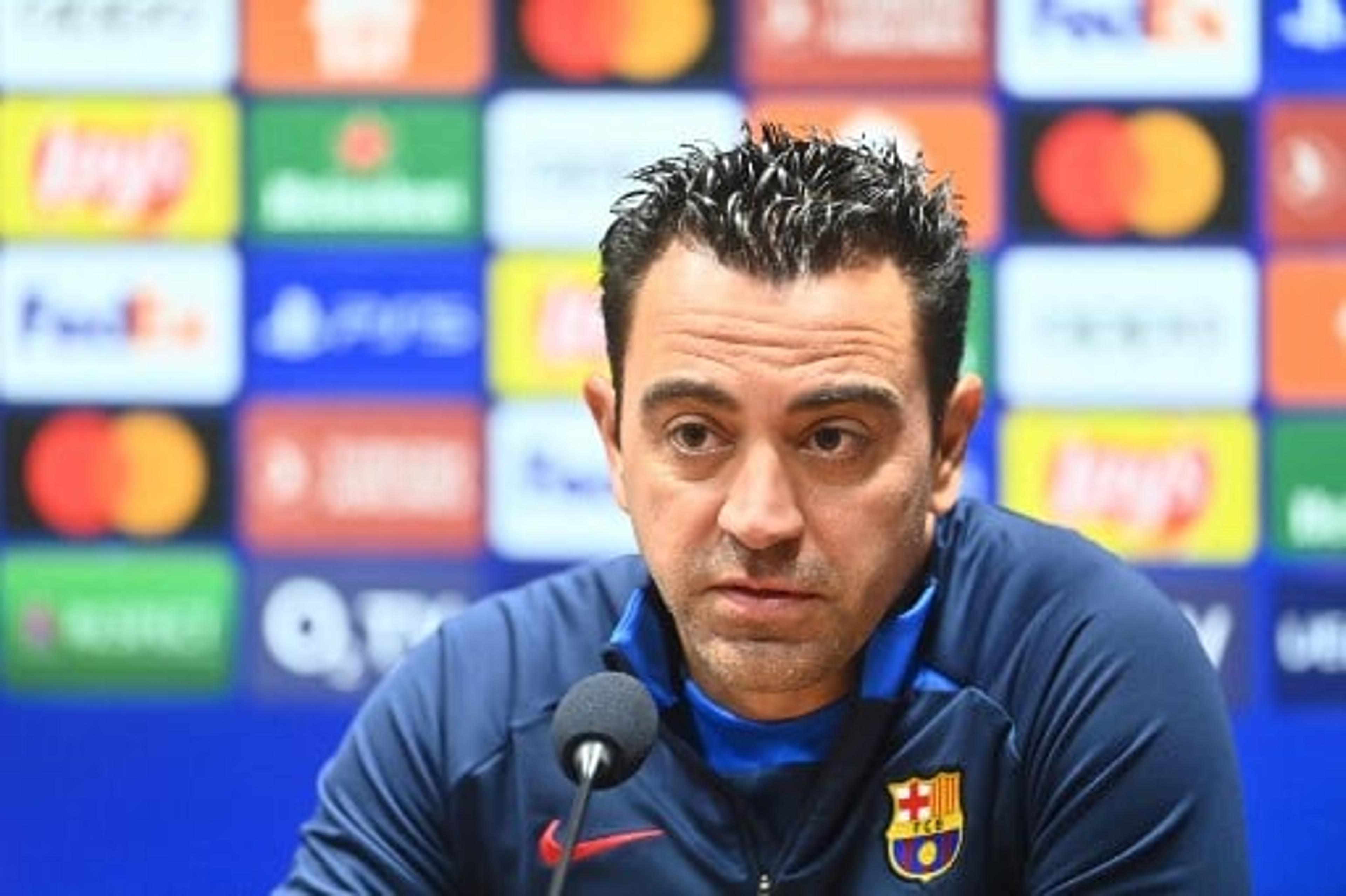 ‘Somos obrigados a ir bem na Liga Europa’, diz Xavi após eliminação do Barcelona na Champions