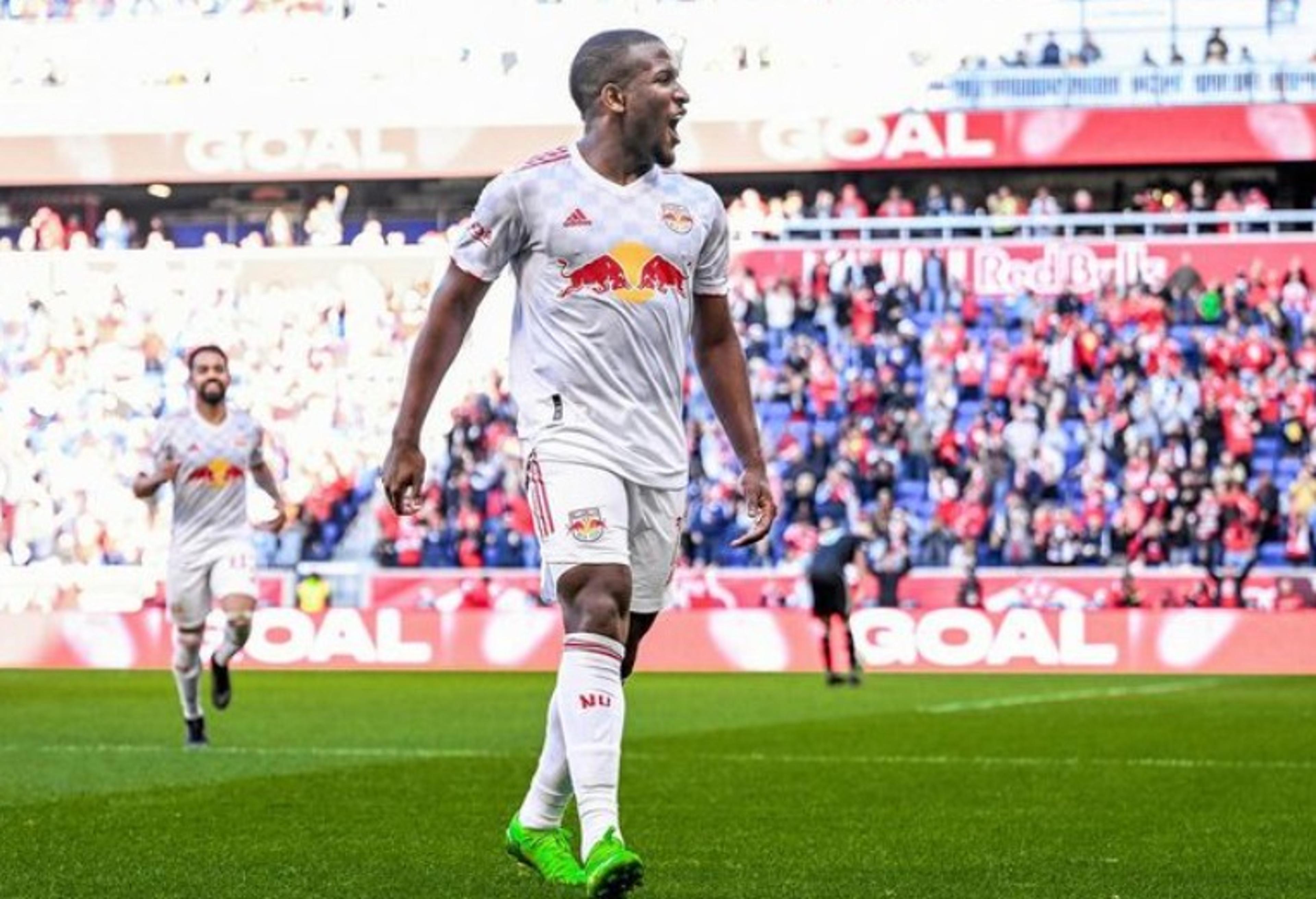 New York Red Bulls tem desejo de ficar com Elias Manoel