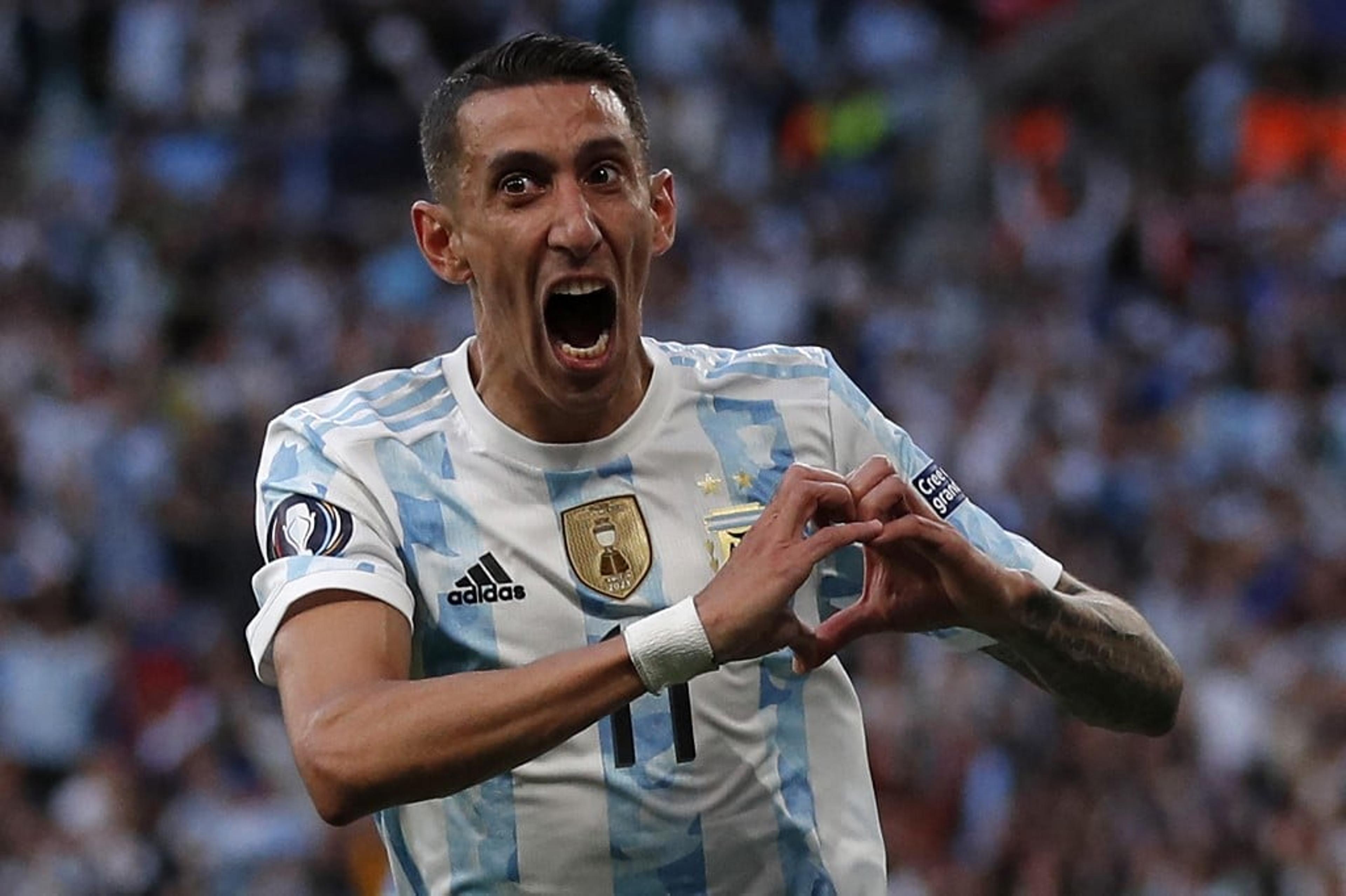 Em debate na rede social, Di Maria sai em defesa de companheiro de seleção