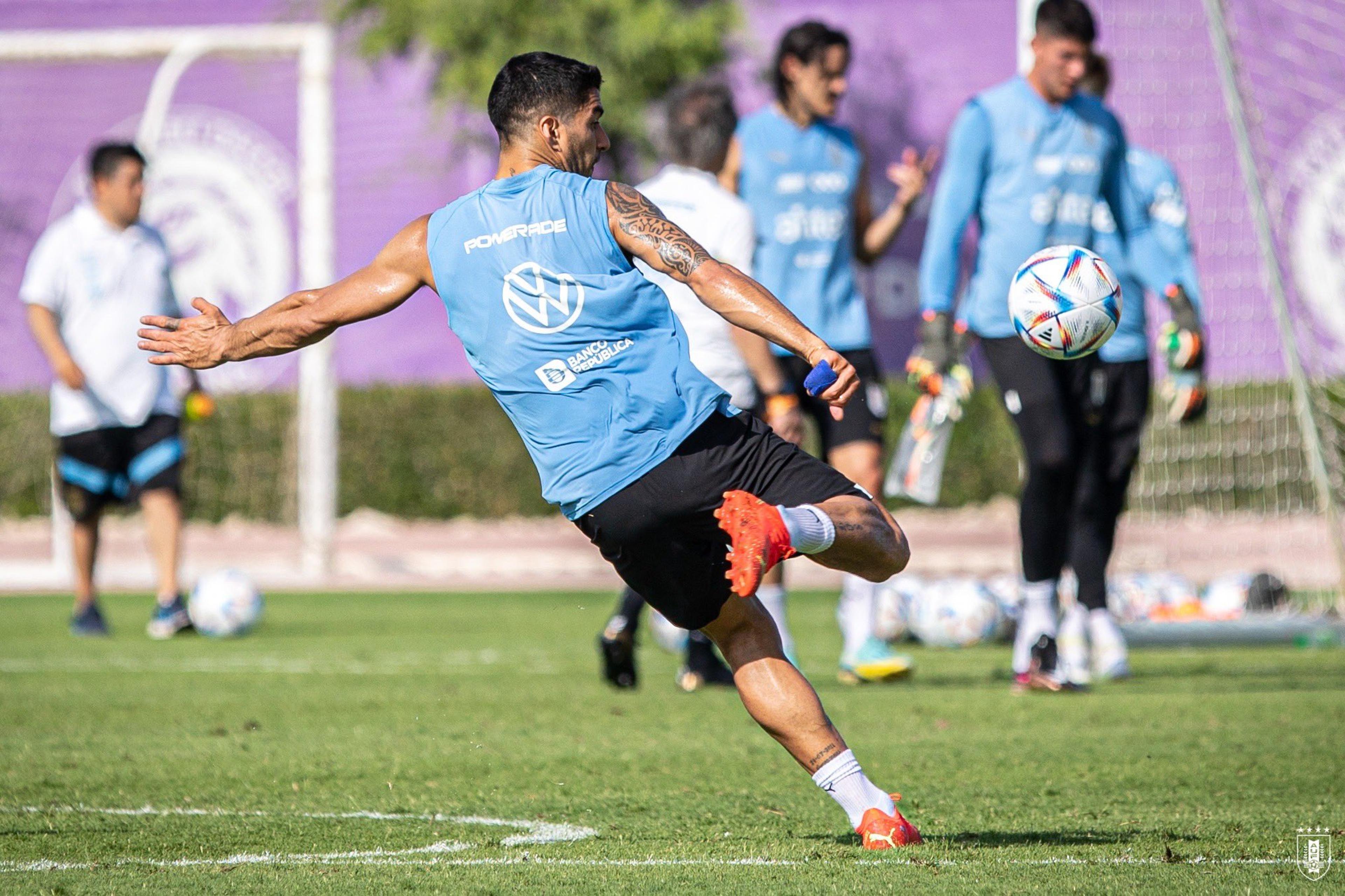 Uruguai não segue ‘roteiro’ de adversários e dispensa amistoso antes de estreia na Copa