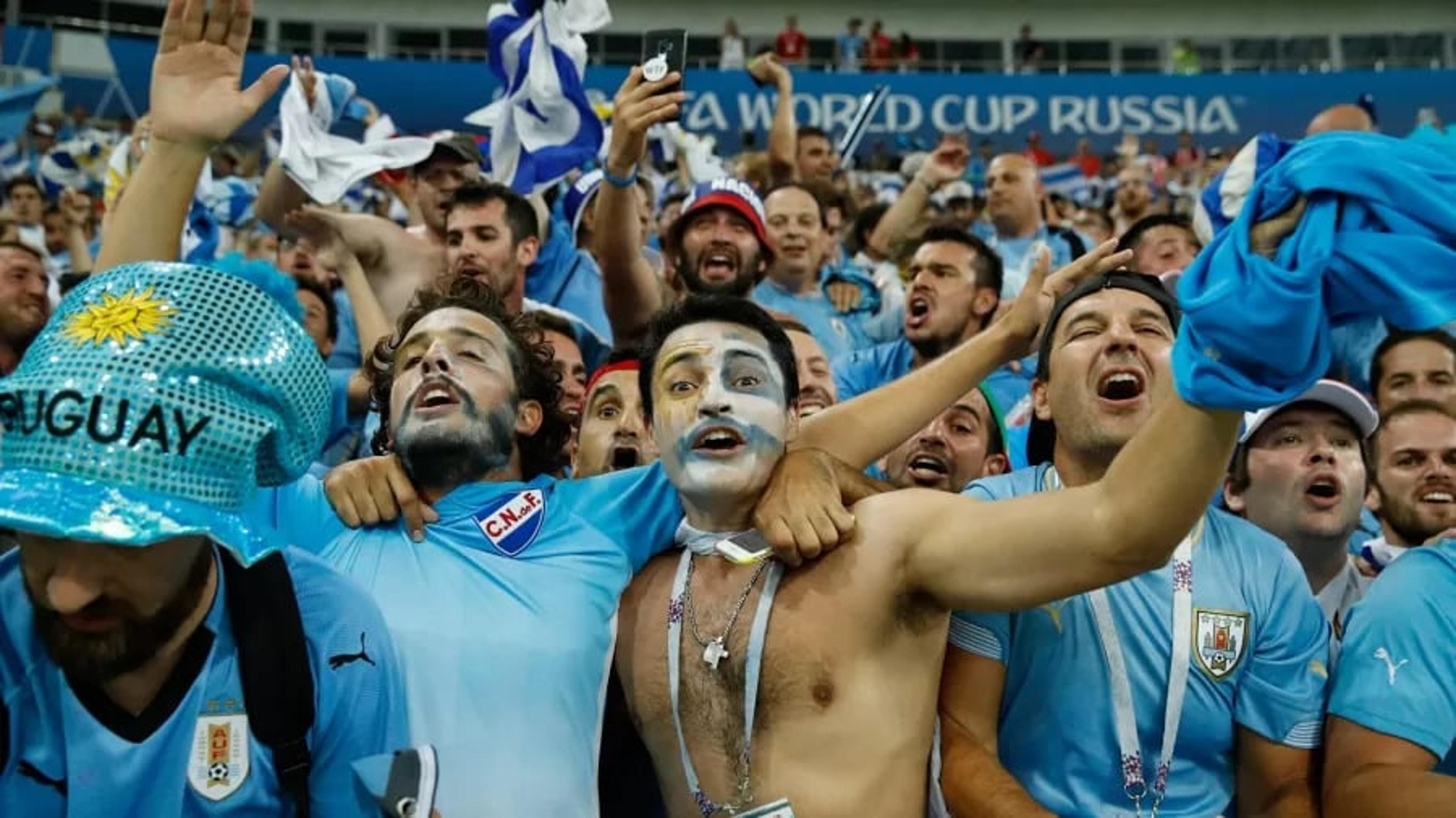 Torcida do Uruguai provoca Brasil em música da Copa: ‘Não sou brasileiro porque não vivo só de títulos’