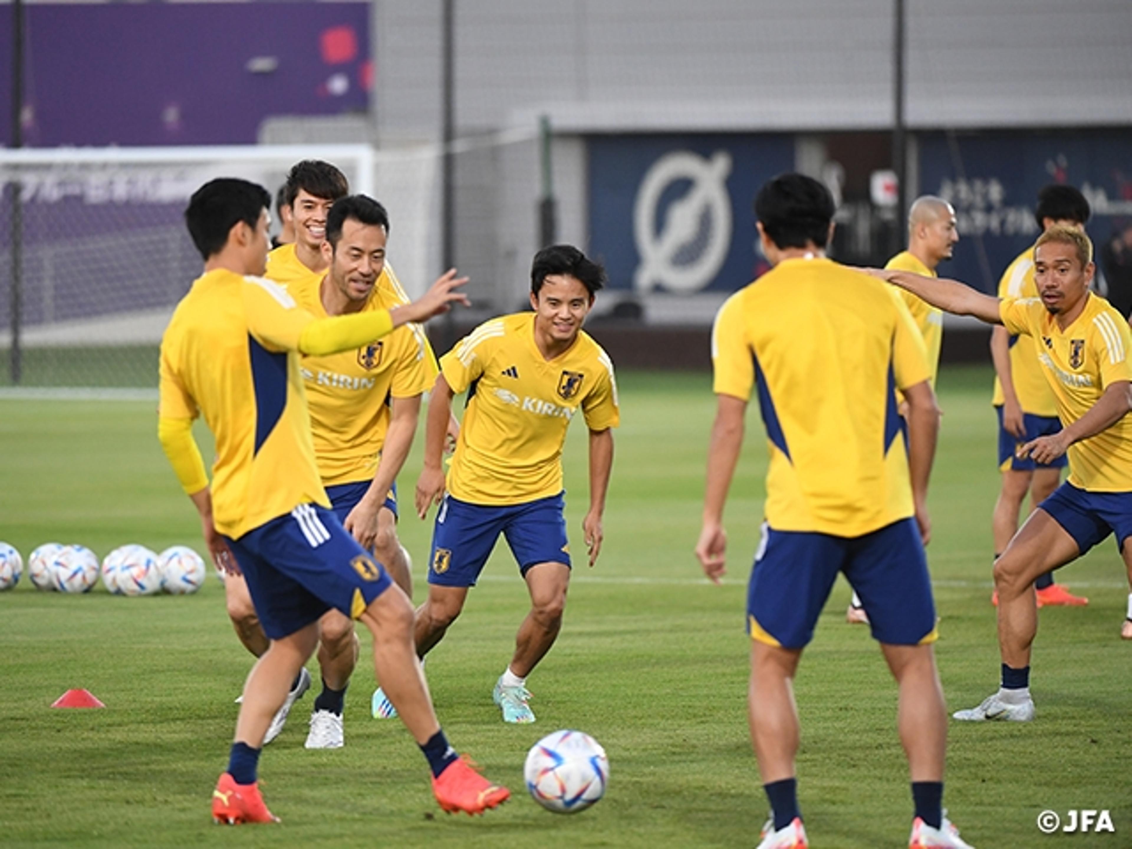 Barulho de mesquita e surto de Covid-19: os desafios do Japão antes da estreia na Copa do Mundo