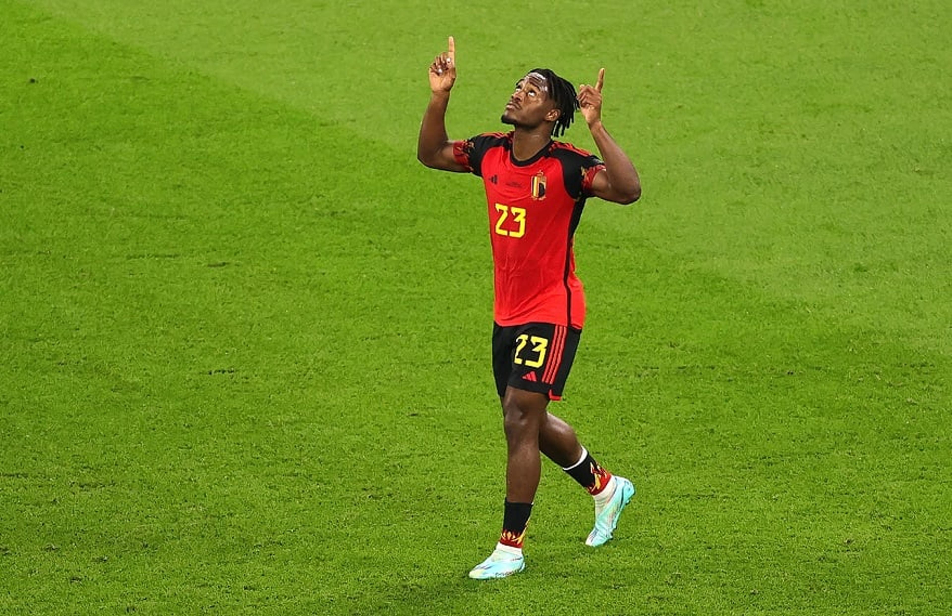 Autor de gol da Bélgica, Batshuayi virou meme com cena engraçada na Copa de 2018