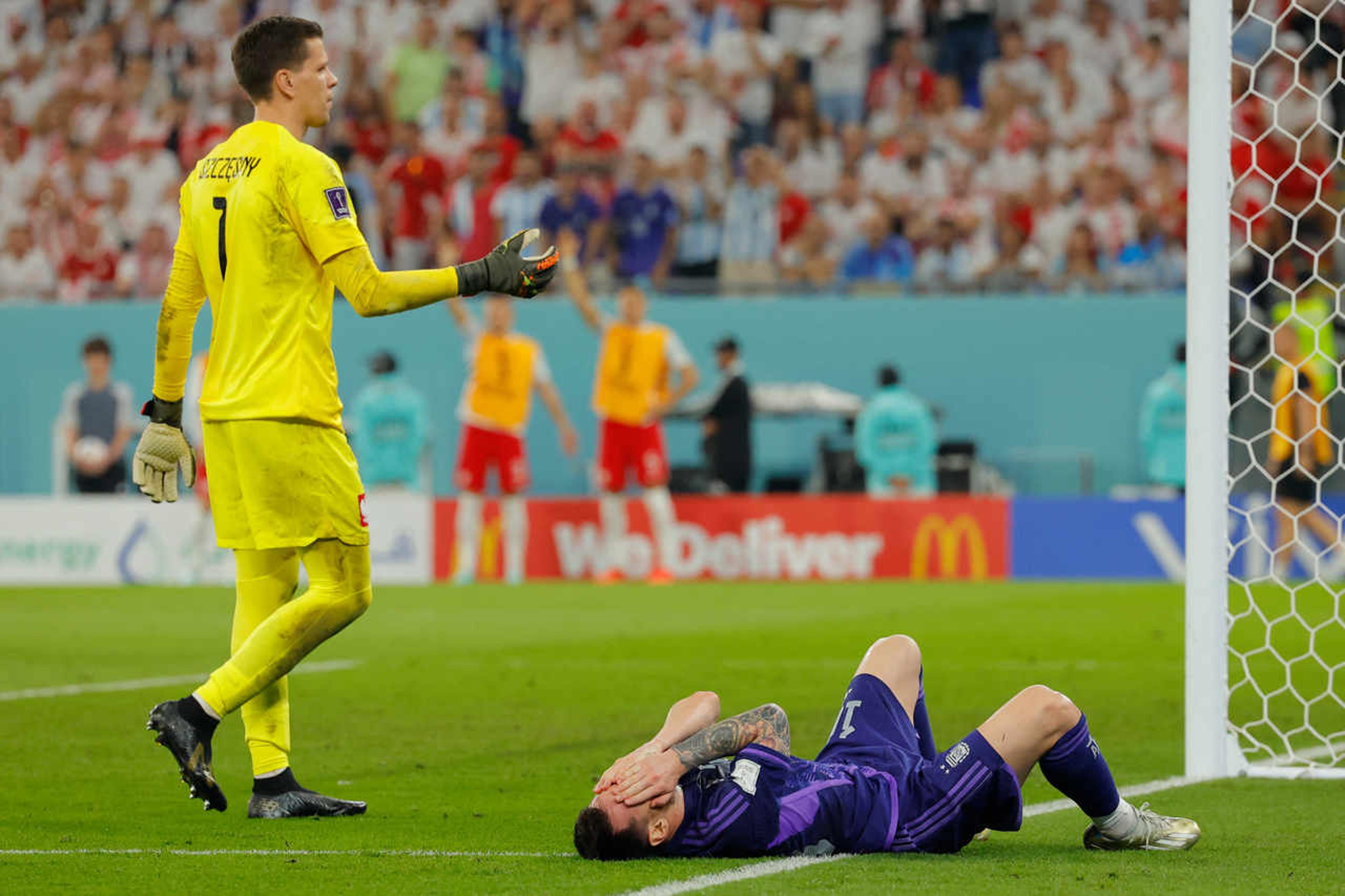 Goleiro da Polônia revela aposta inusitada com Messi contra Argentina na Copa do Mundo