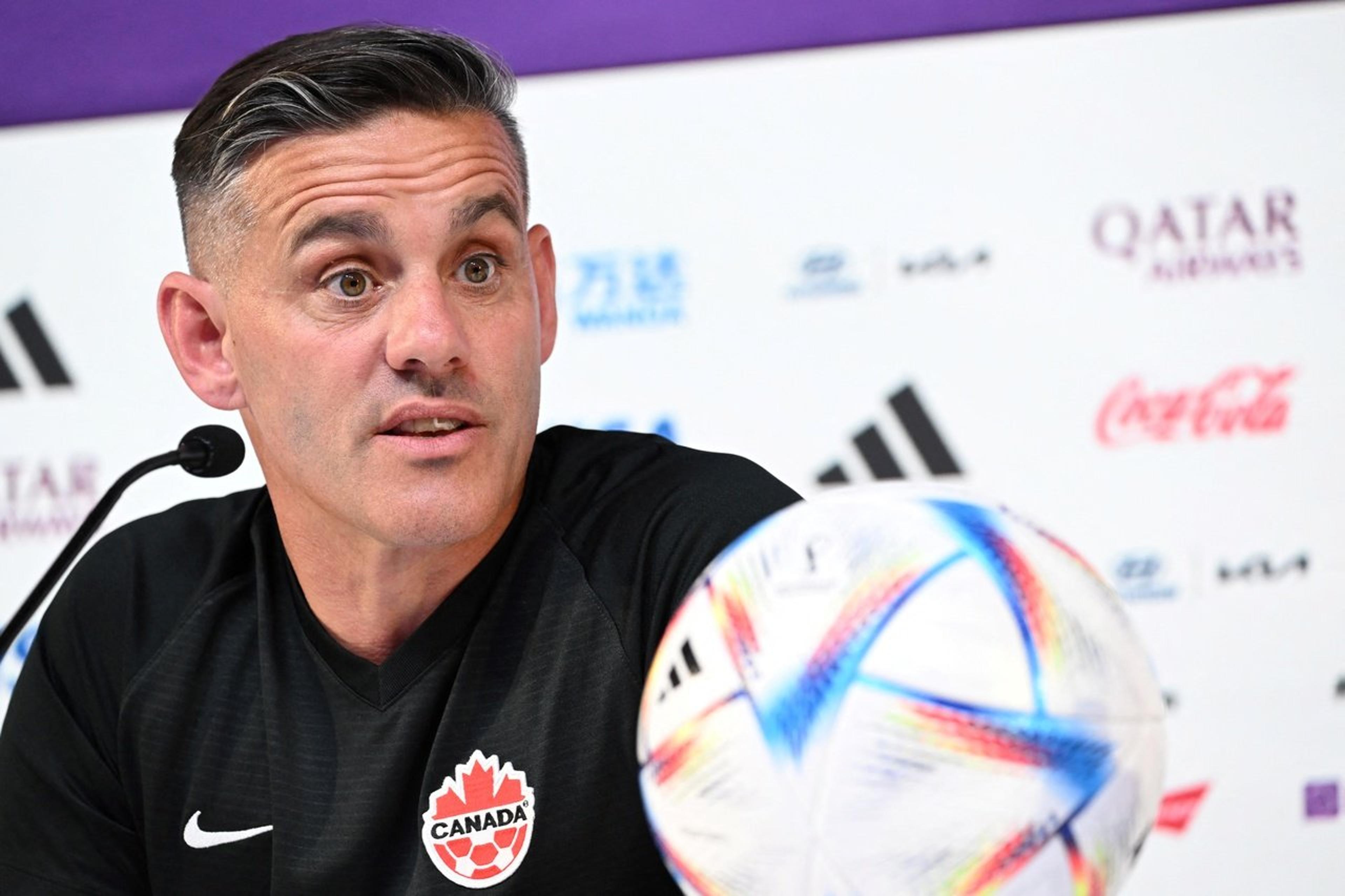 Copa do Mundo: técnico do Canadá garante desejar seguir na seleção por mais quatro anos